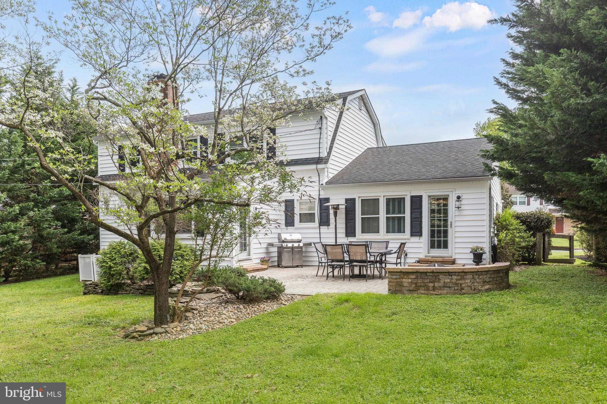 718 Bedford Rd photo 6