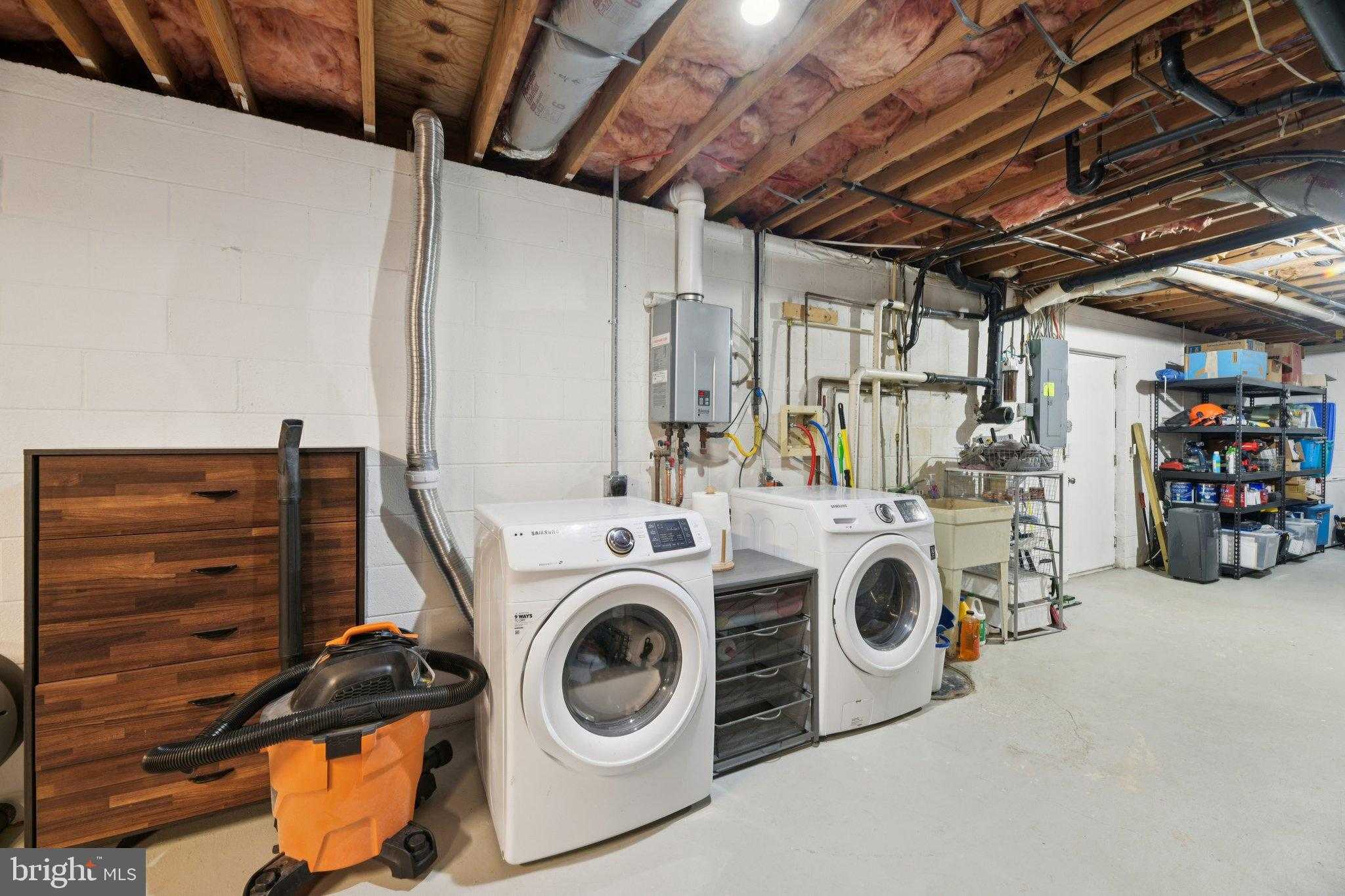 736 Annapolis Dr photo 57