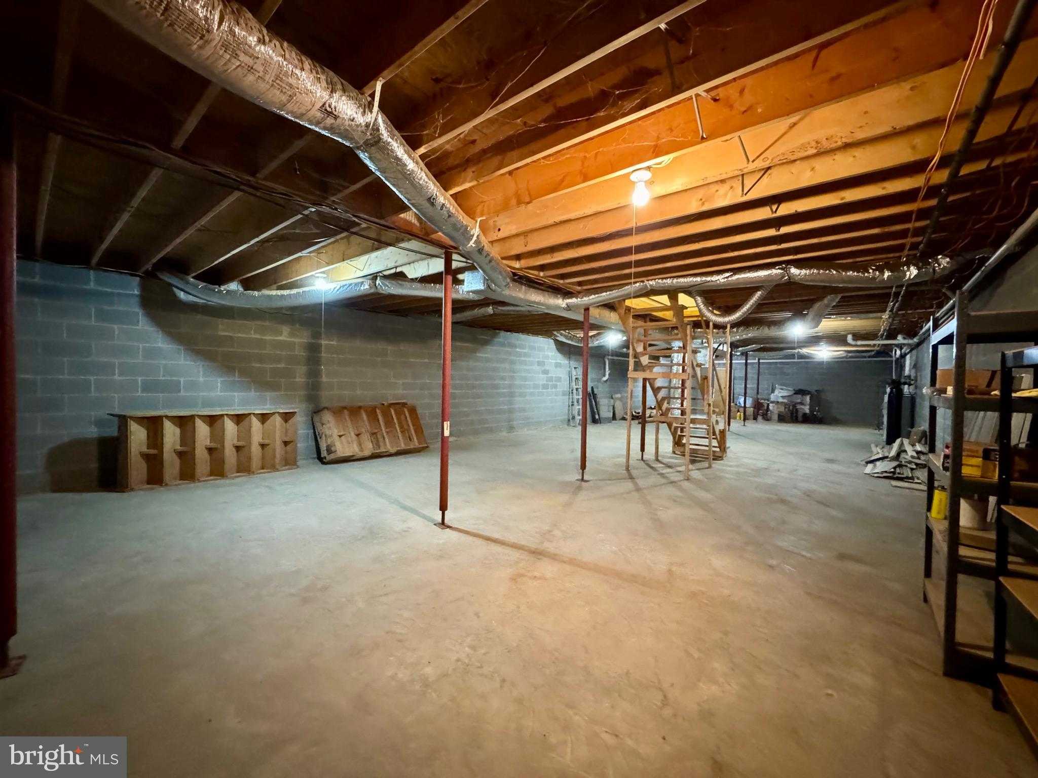1660 Highland Ridge Rd photo 35