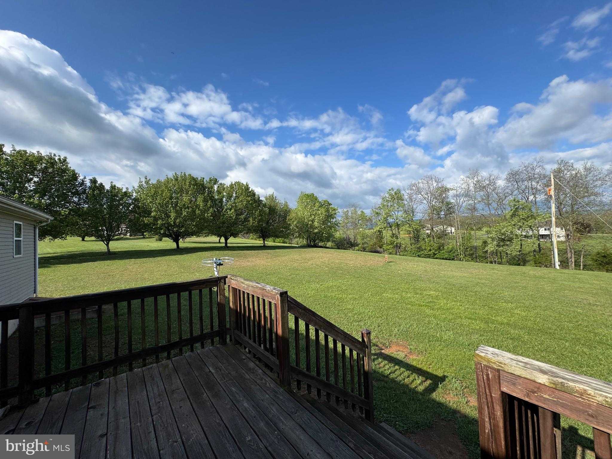 1660 Highland Ridge Rd photo 6