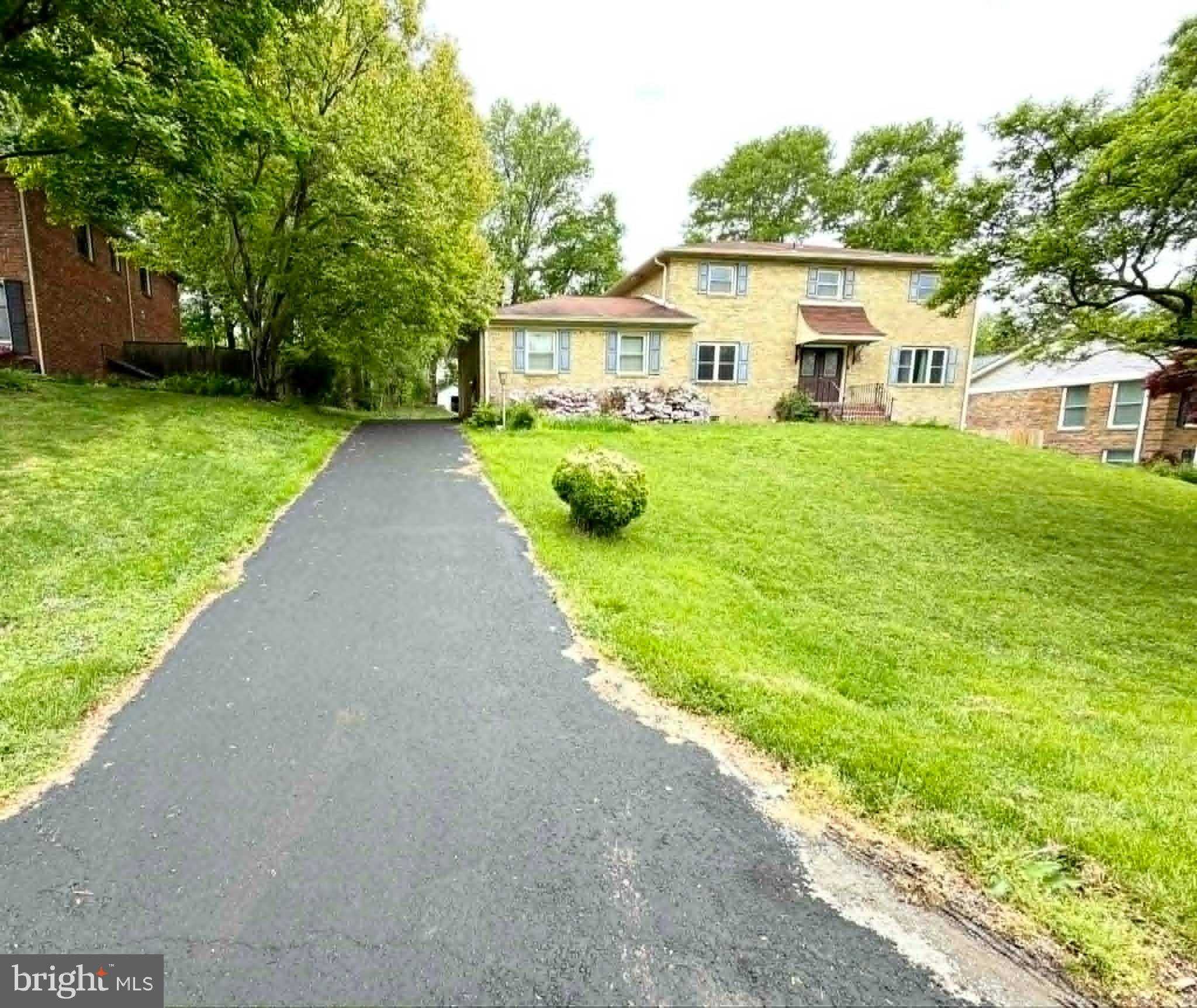 13608 Creekside Dr photo 1