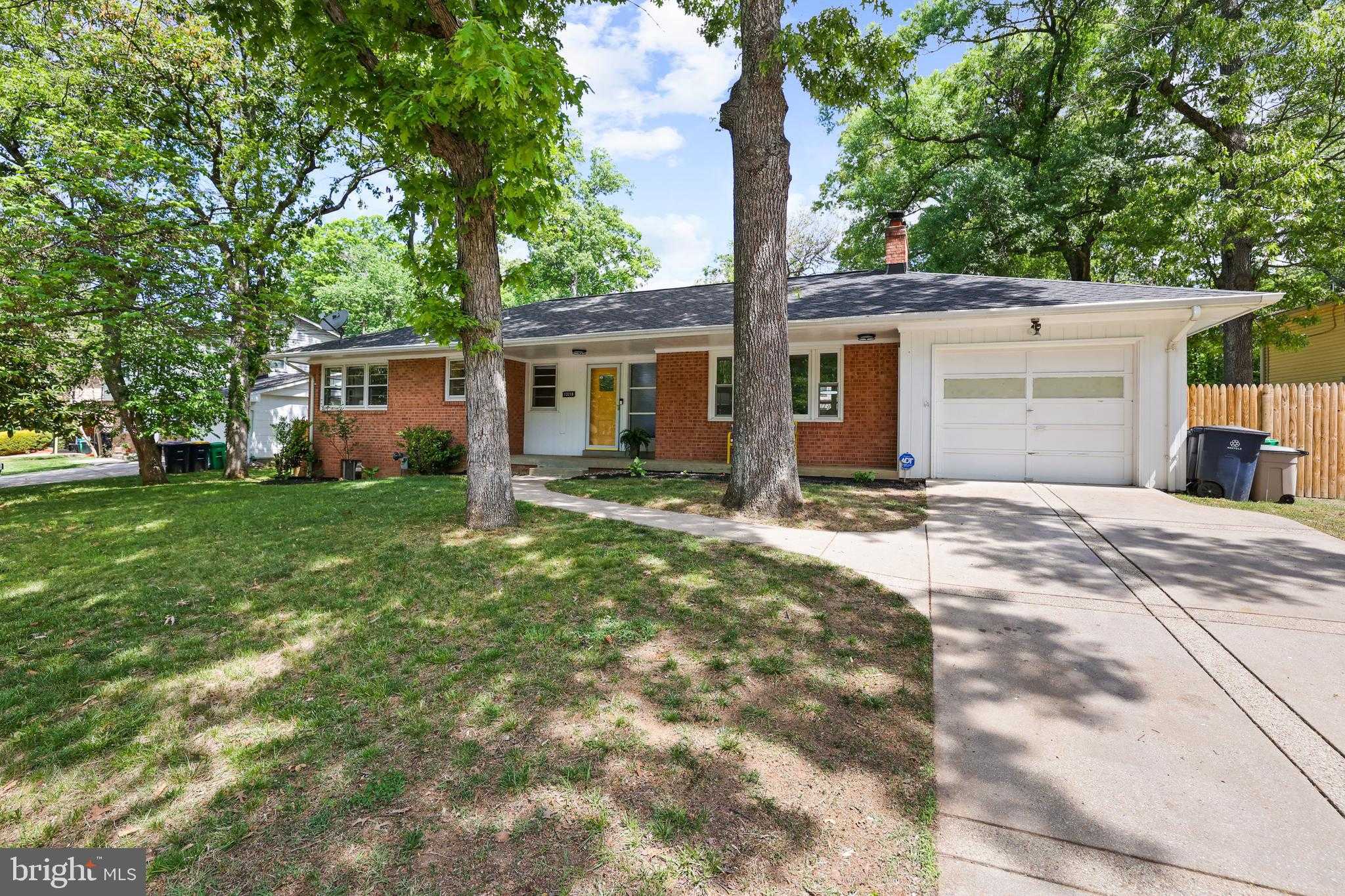 13218 Lenfant Dr photo 3