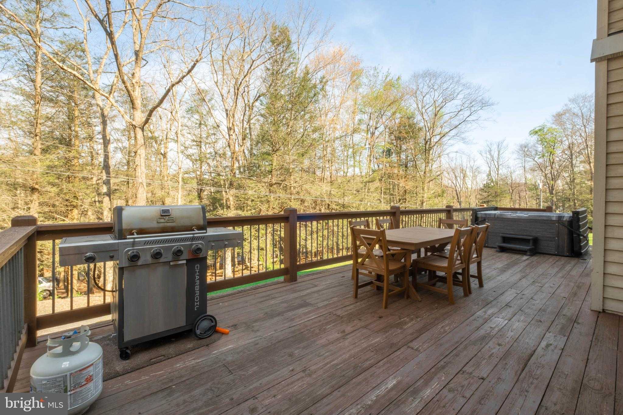 247 Sloan Tract Rd photo 38