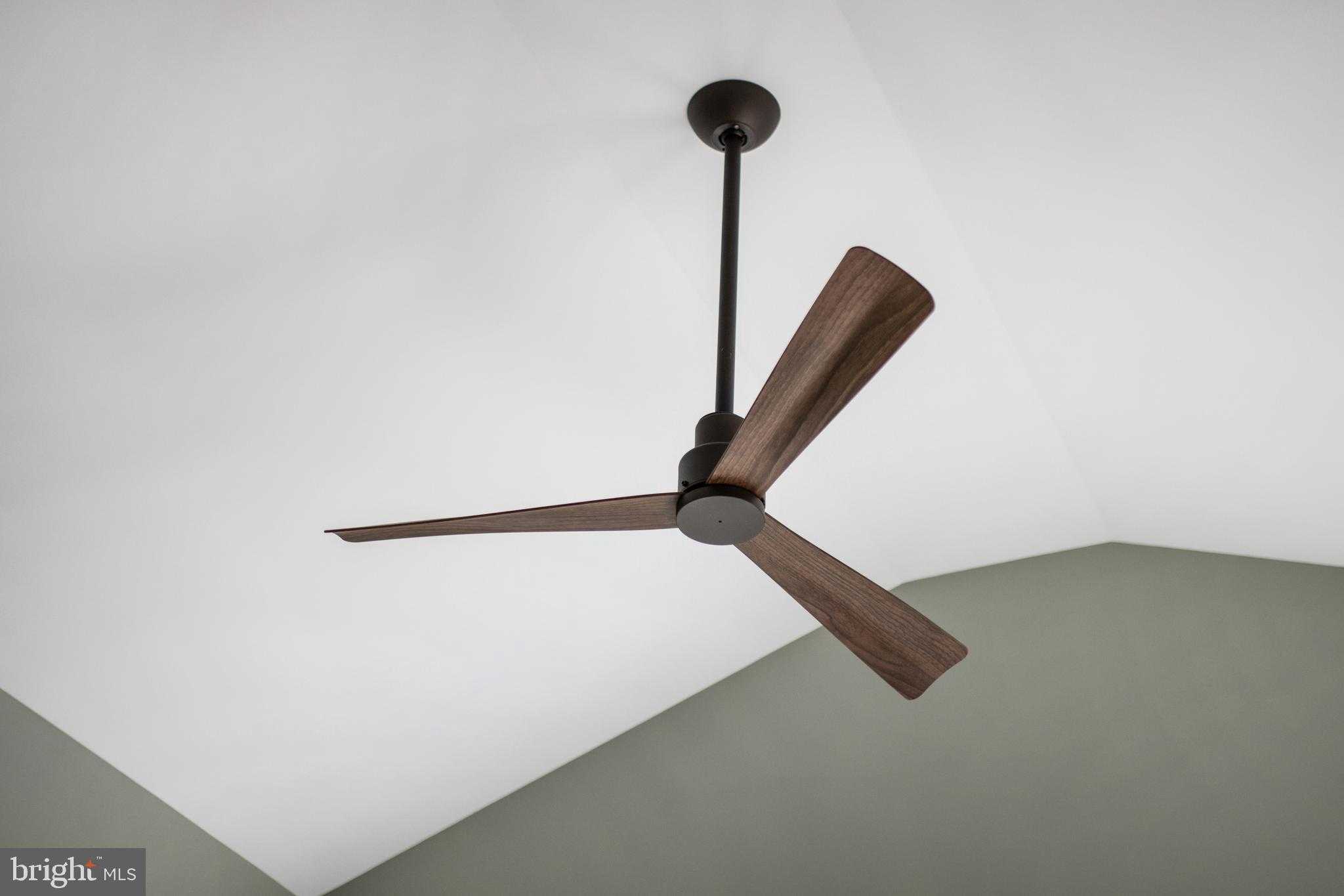 447 Fawn Valley Rd photo 25