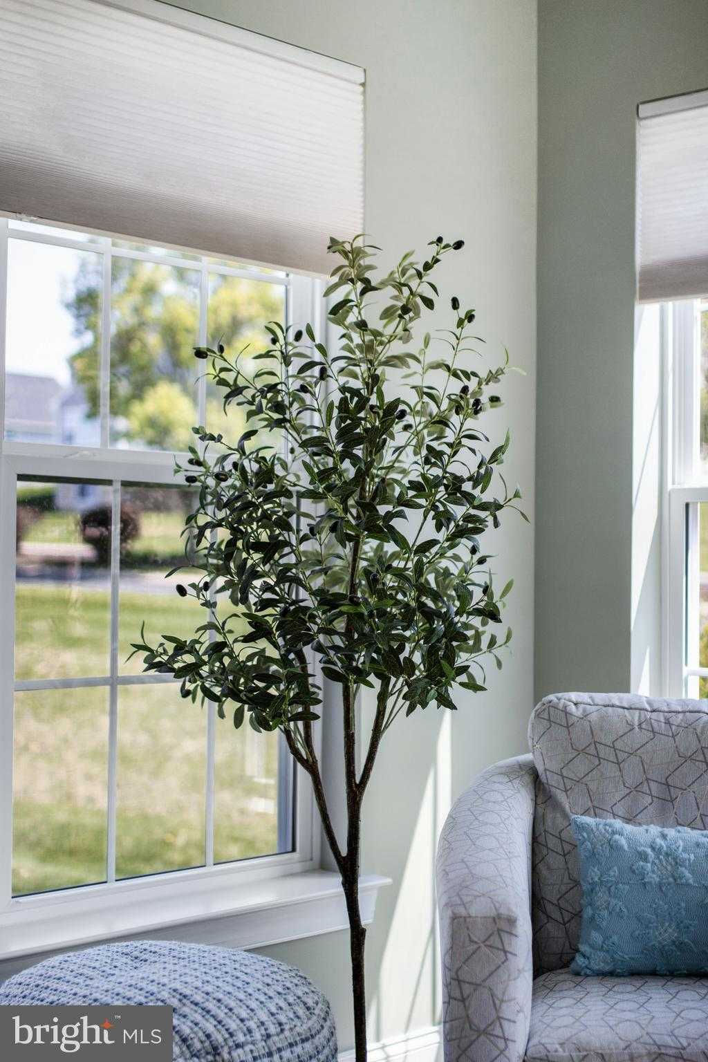 447 Fawn Valley Rd photo 27