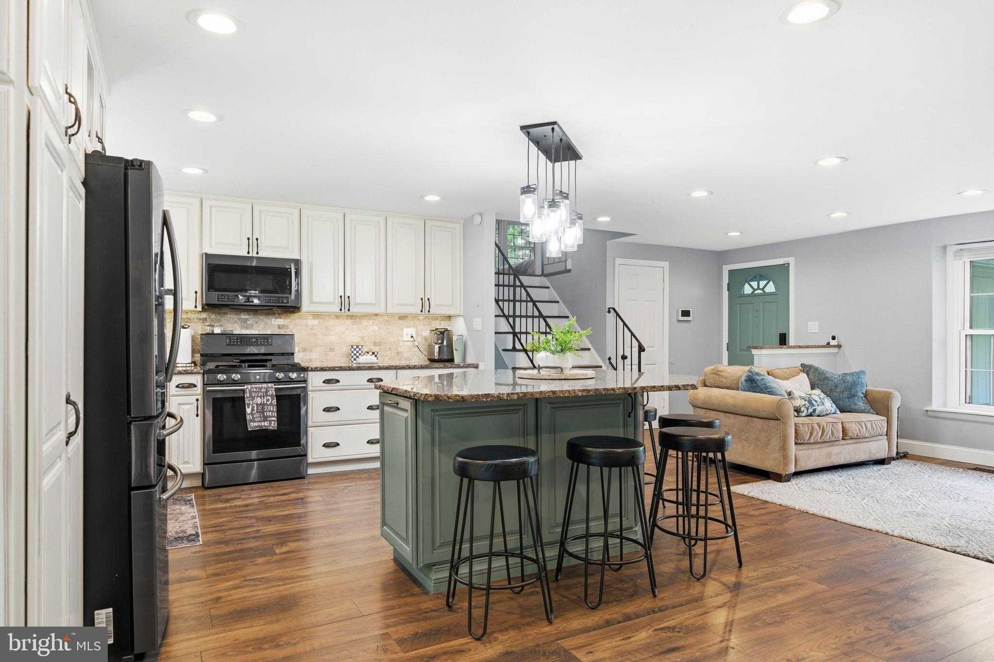 4409 Cotuit Cir photo 10