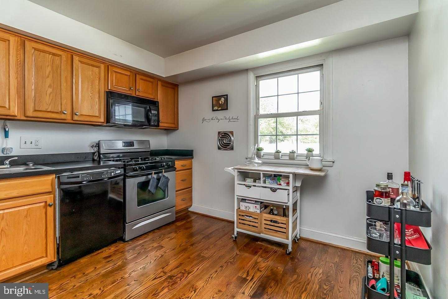 355 Homeland Southway Apt 2b photo 12