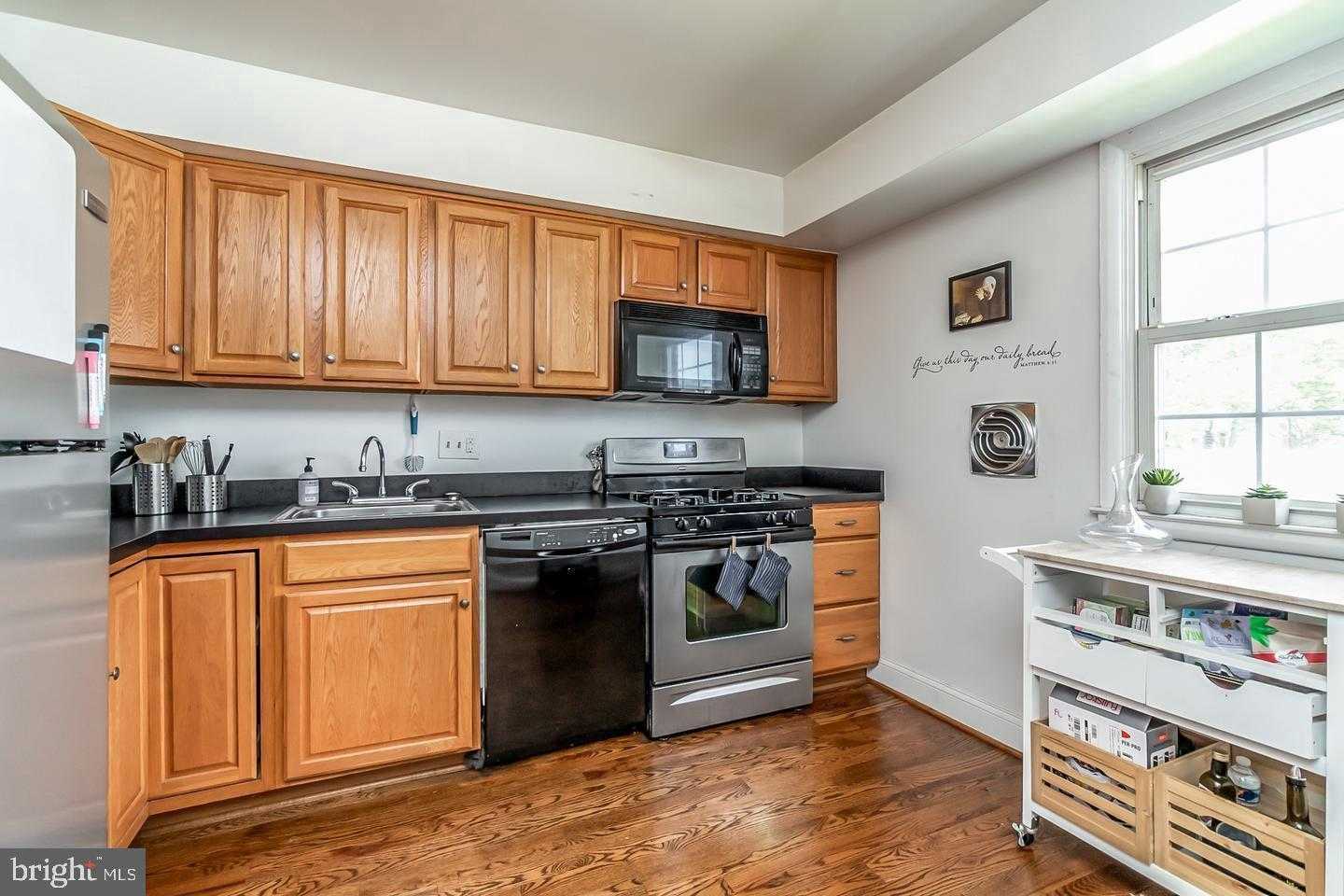 355 Homeland Southway Apt 2b photo 13