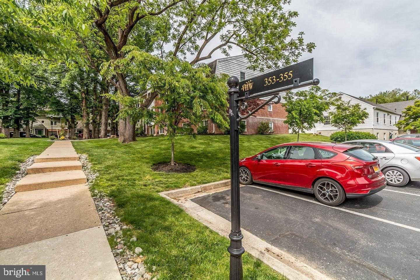 355 Homeland Southway Apt 2b photo 18