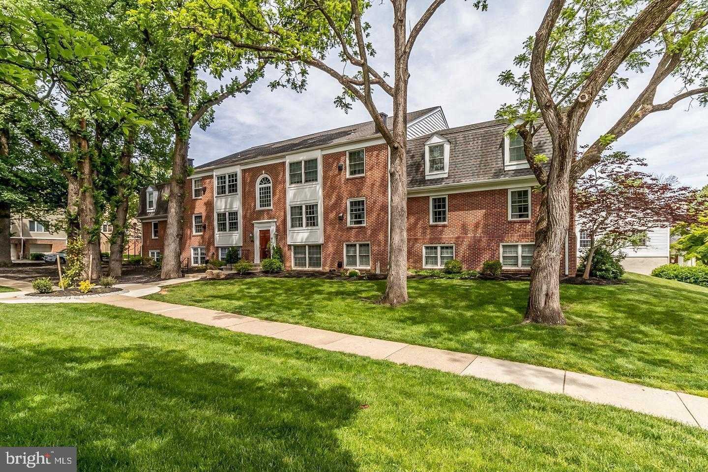 355 Homeland Southway Apt 2b photo 2