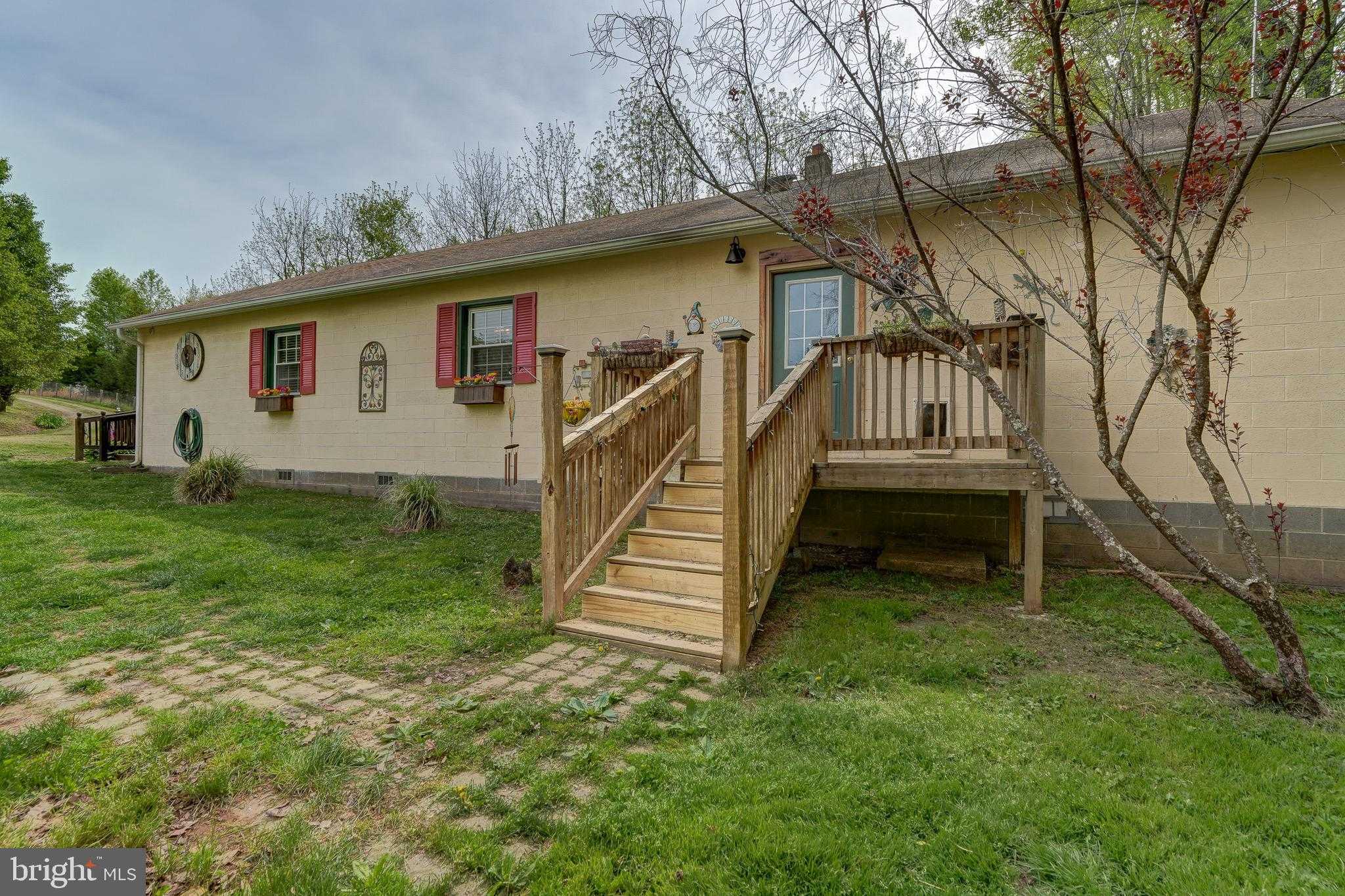 516 Apple Grove Rd photo 48