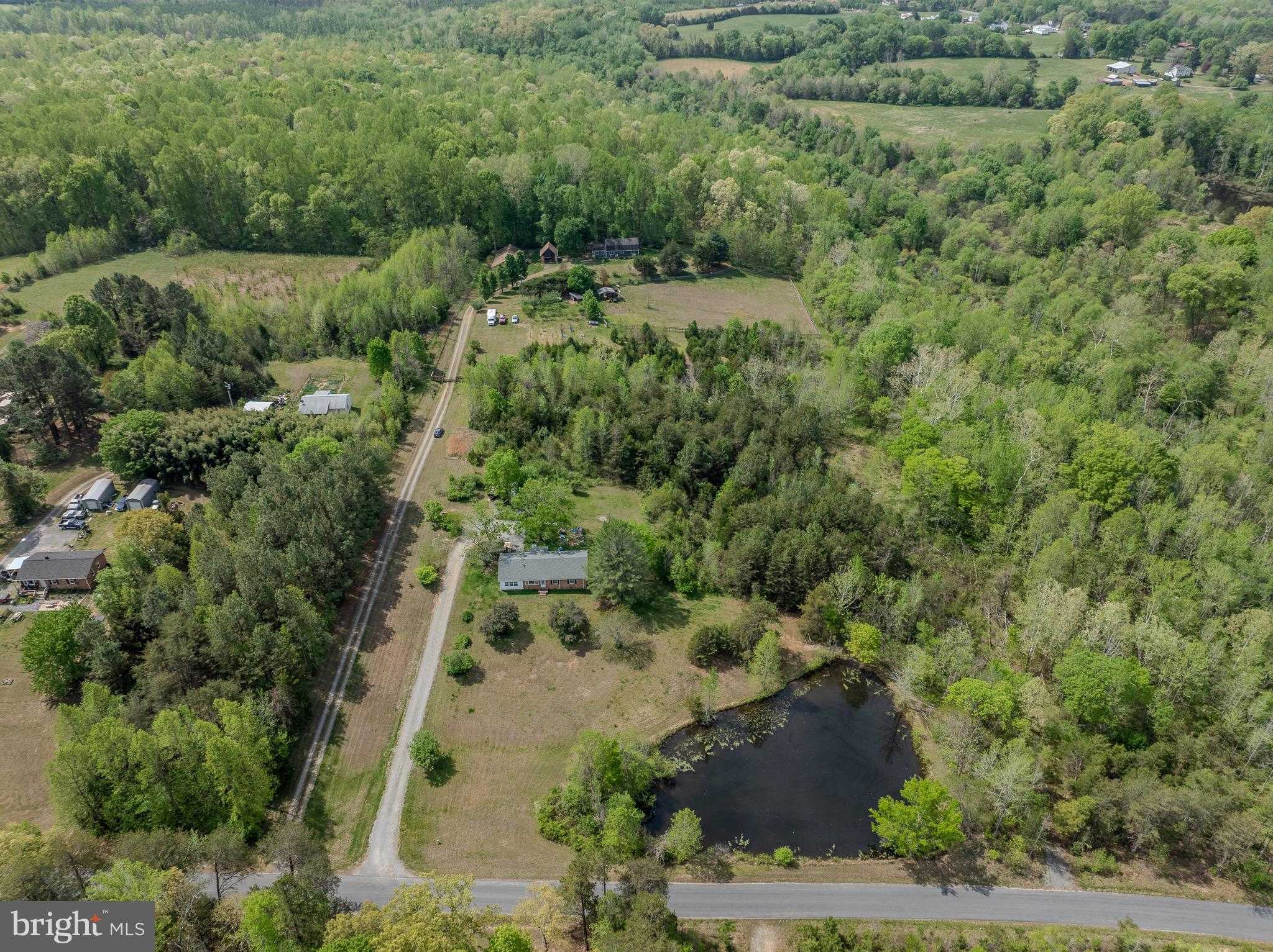 516 Apple Grove Rd photo 77