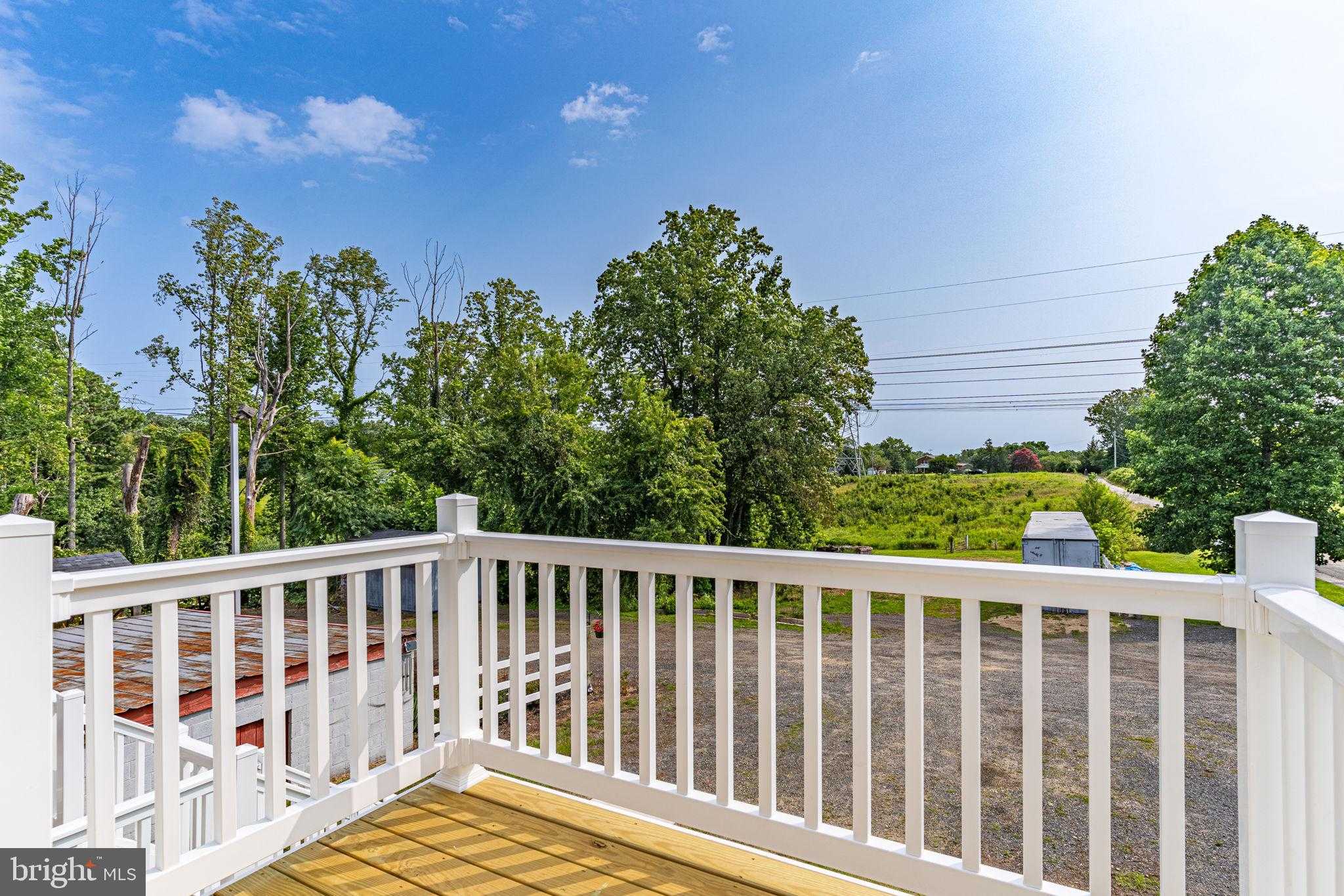 920 Woods Rd photo 29