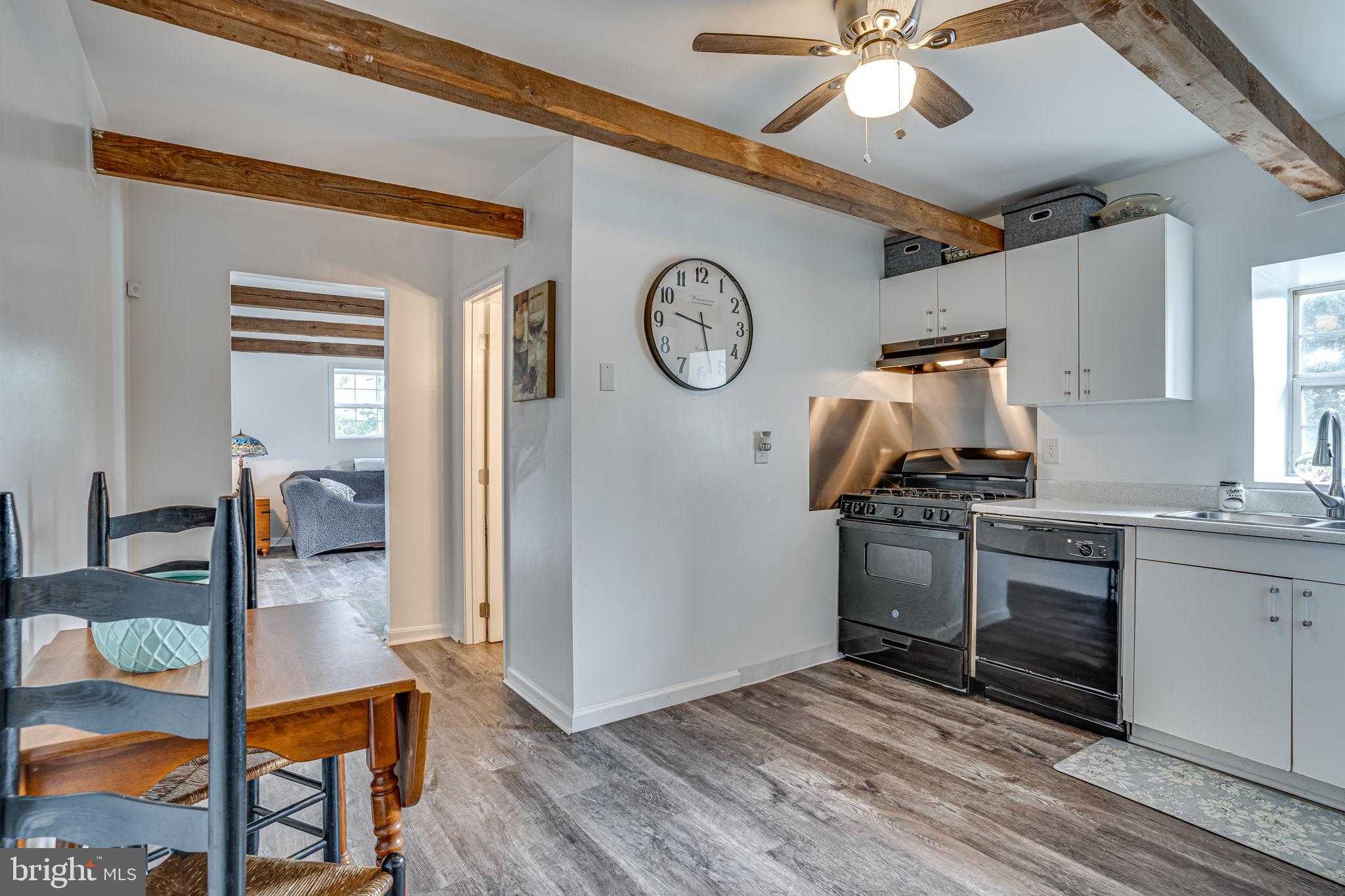 920 Woods Rd photo 45