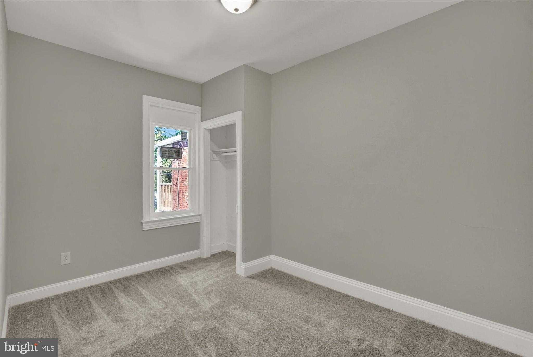 625 Lincoln Dr photo 15