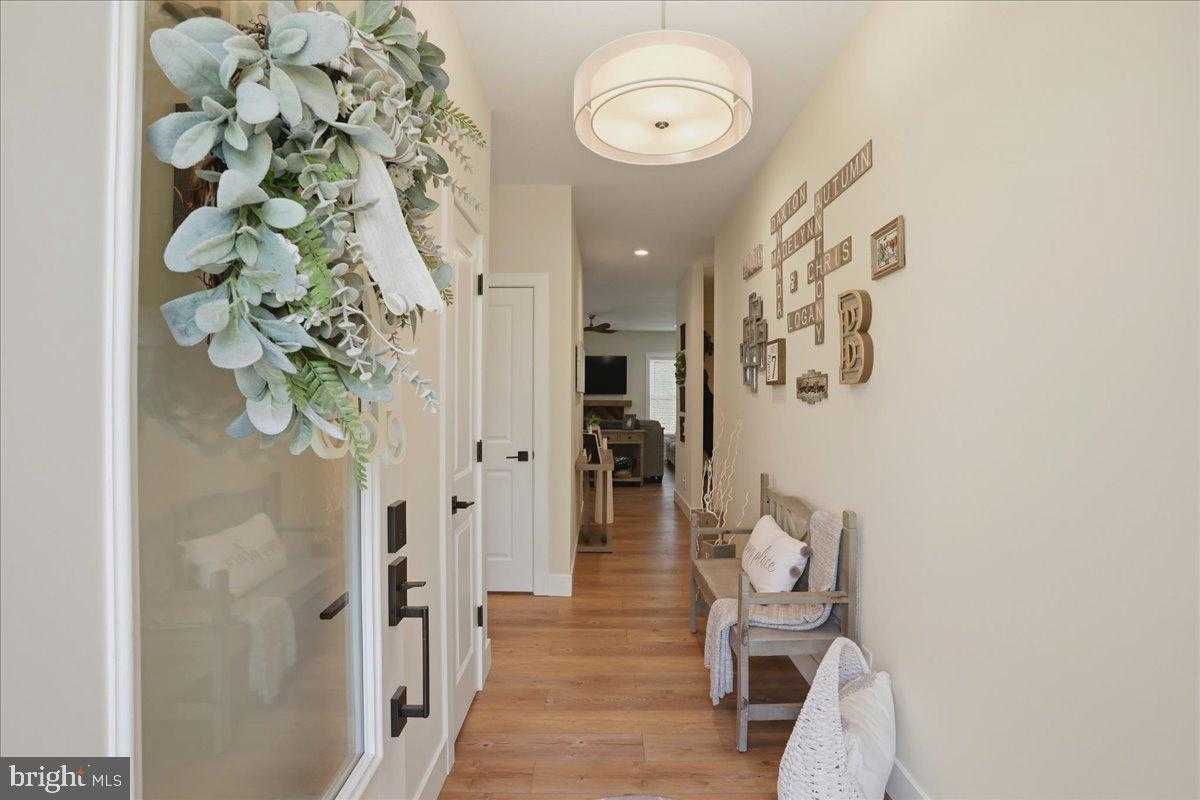 306 Dogwood Dr photo 3