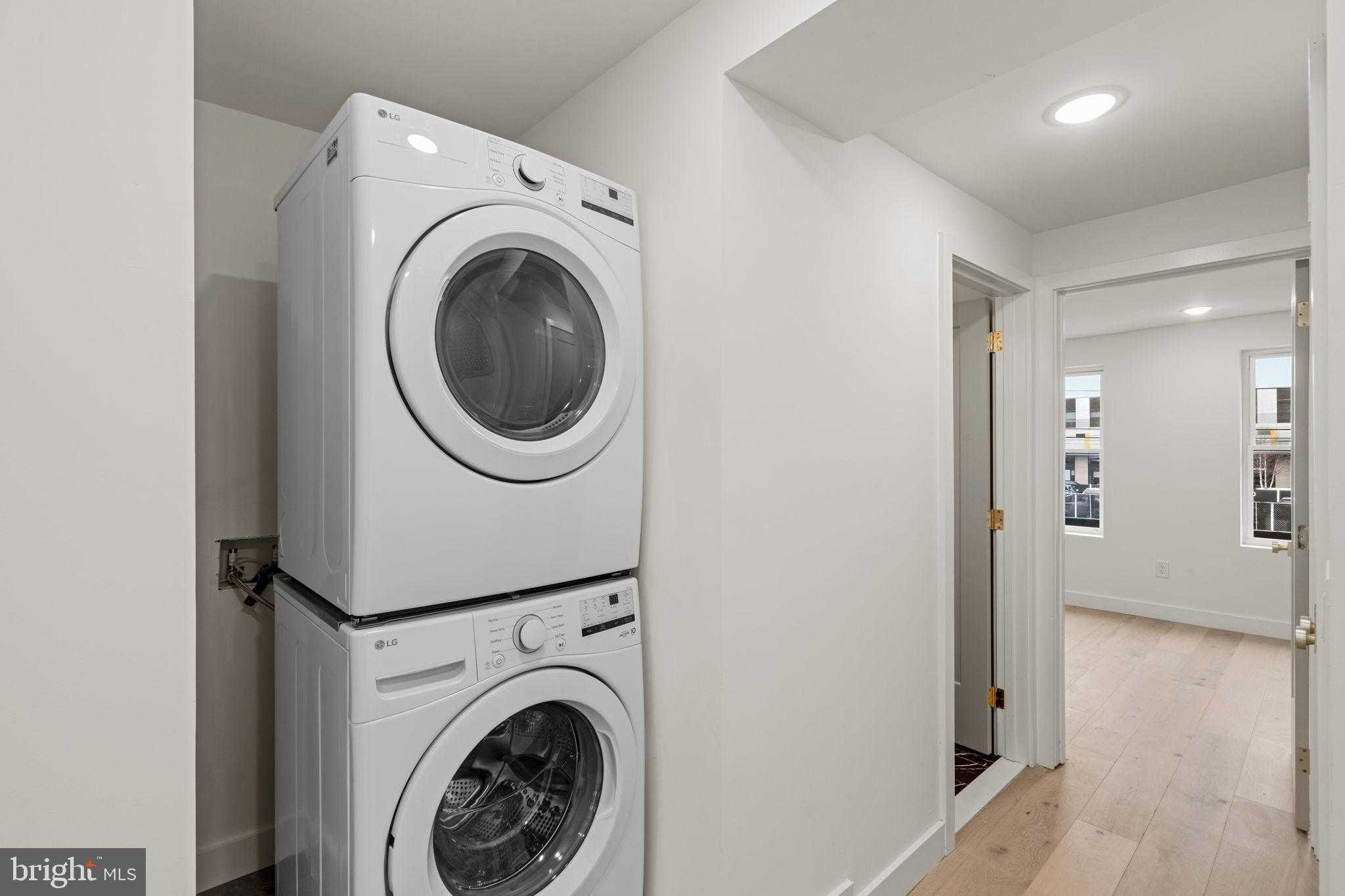 1530 N Lawrence St photo 17