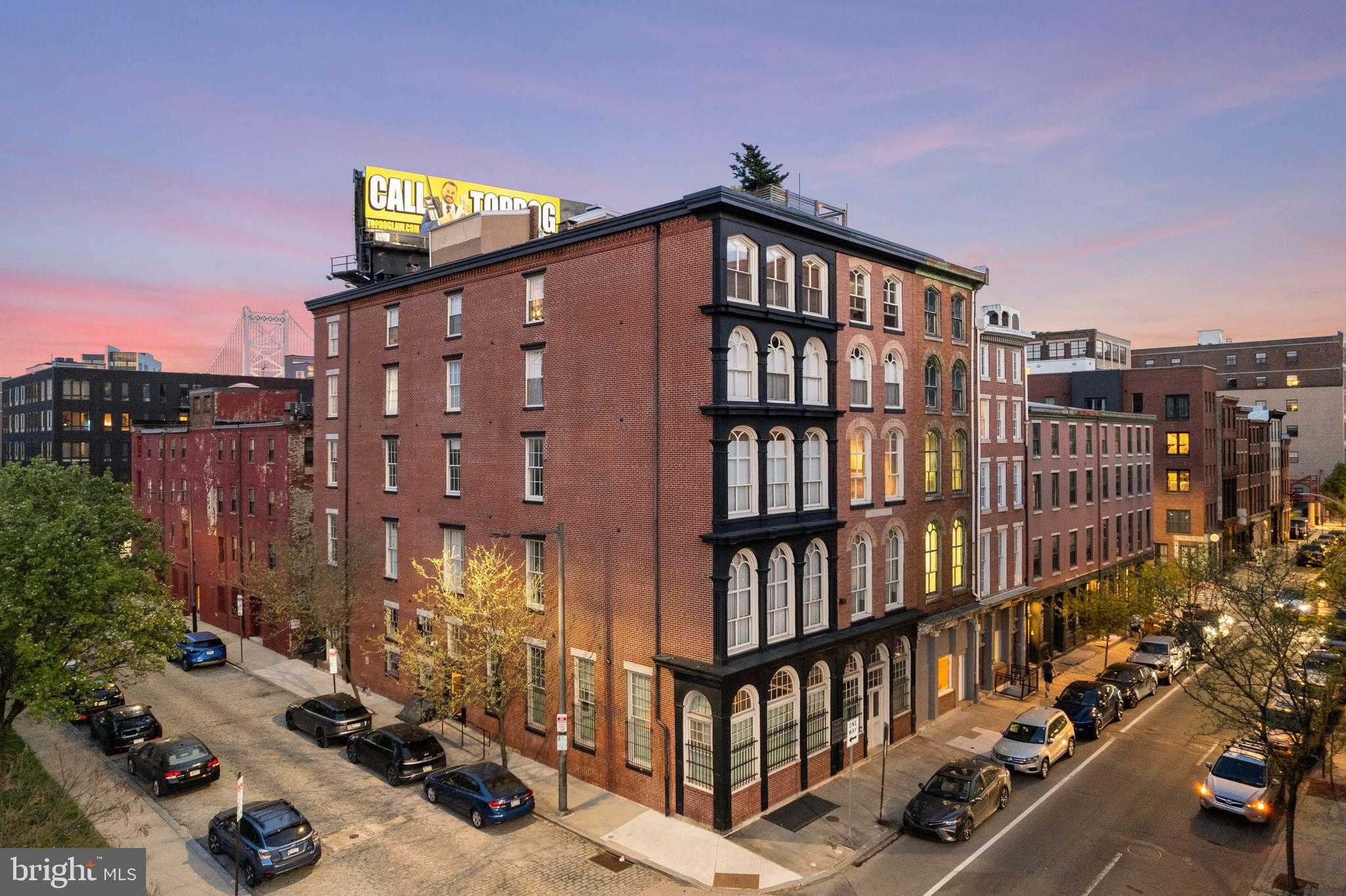 313 N 3rd St Apt 5a photo 45