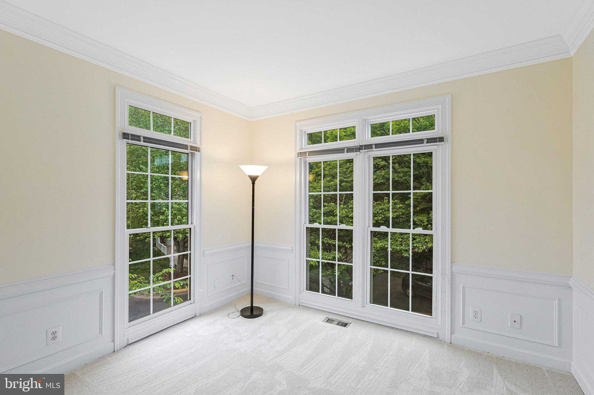 9576 Lagersfield Cir photo 14