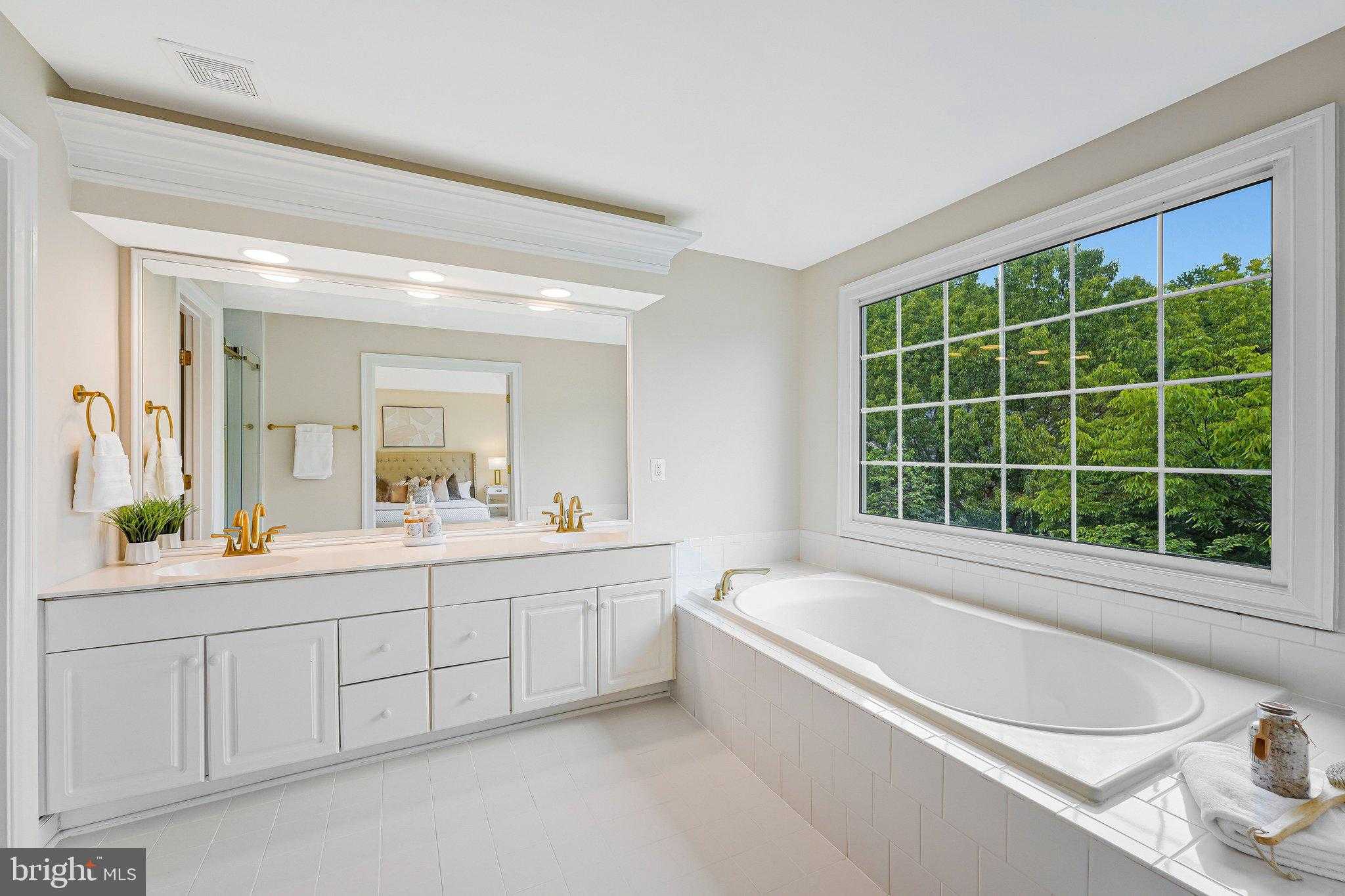 9576 Lagersfield Cir photo 18
