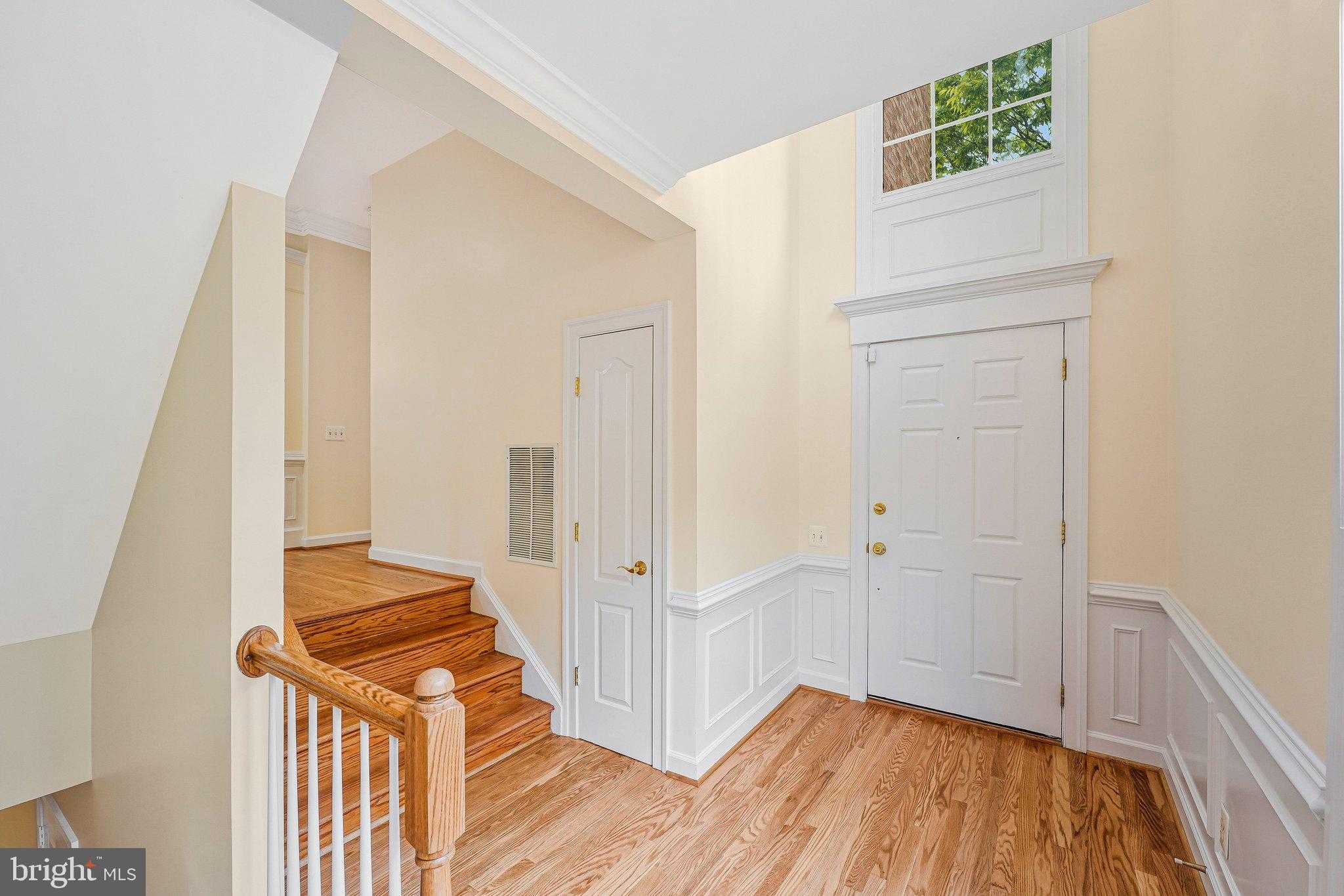 9576 Lagersfield Cir photo 2