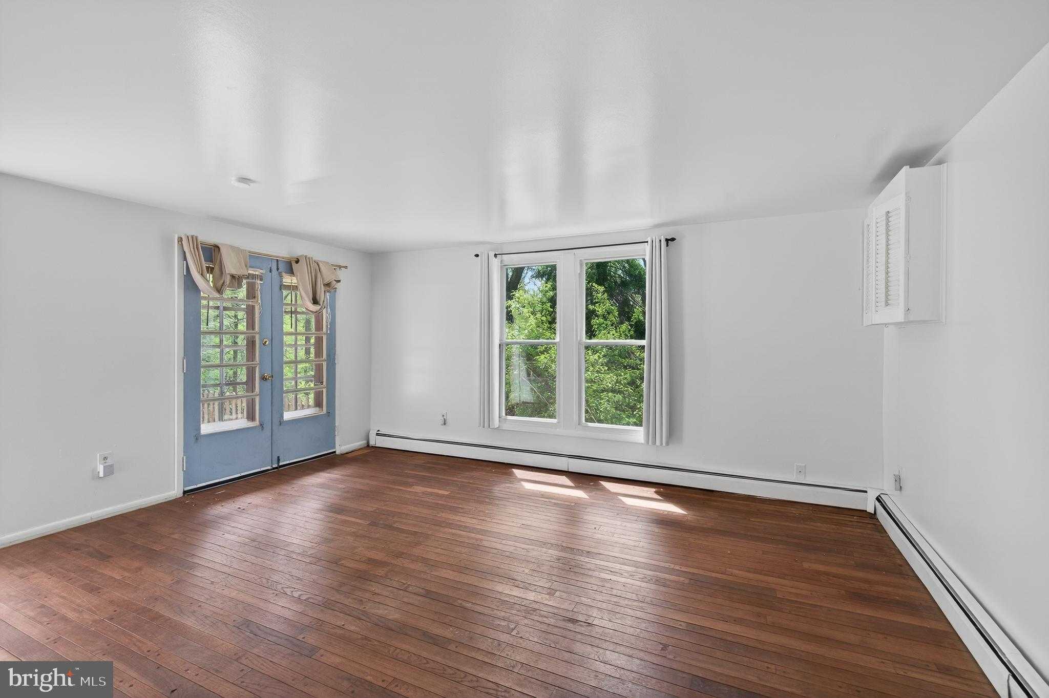 454 Kirk Ln photo 30