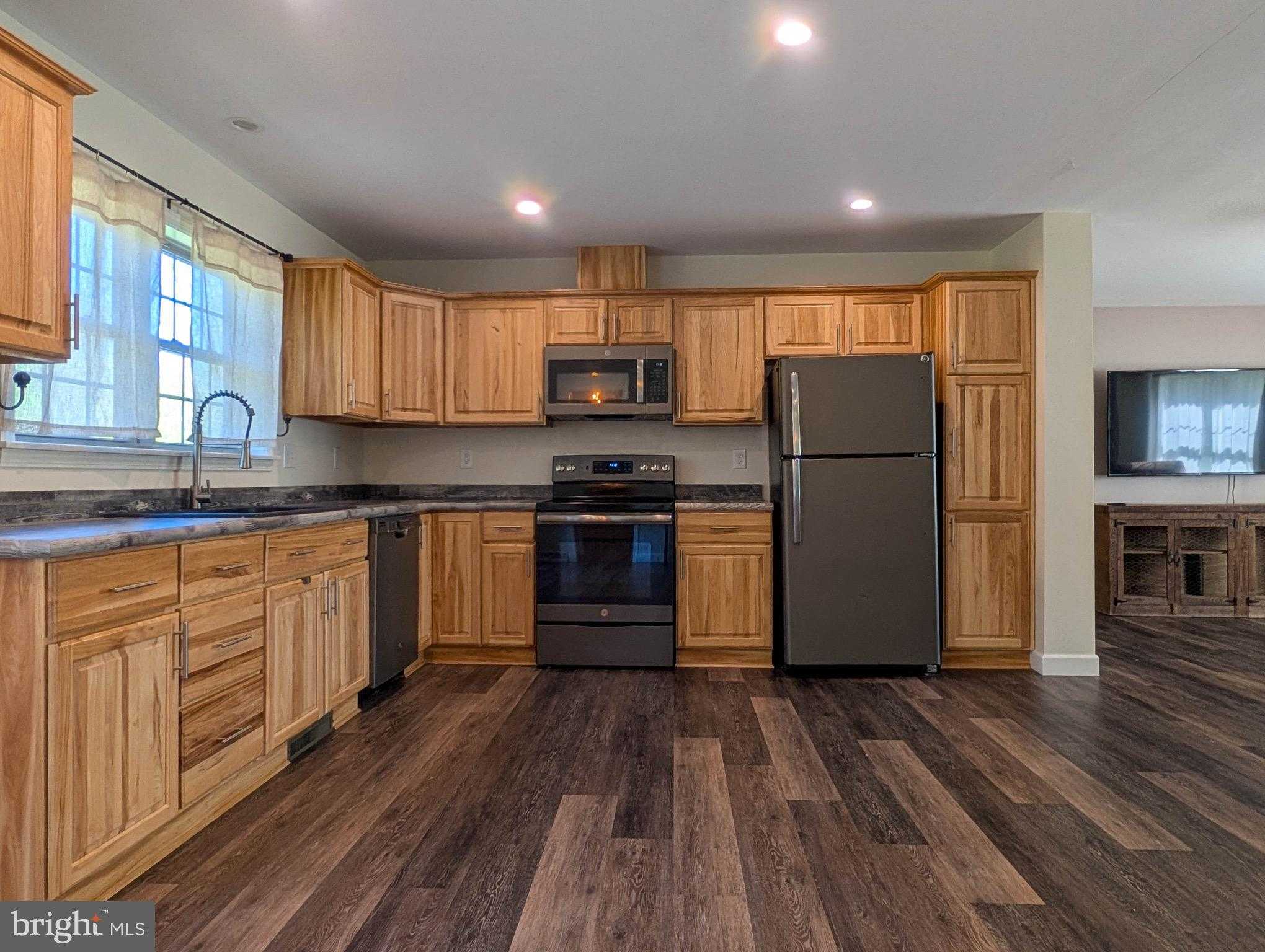 2741 Rock Hill Church Rd photo 18