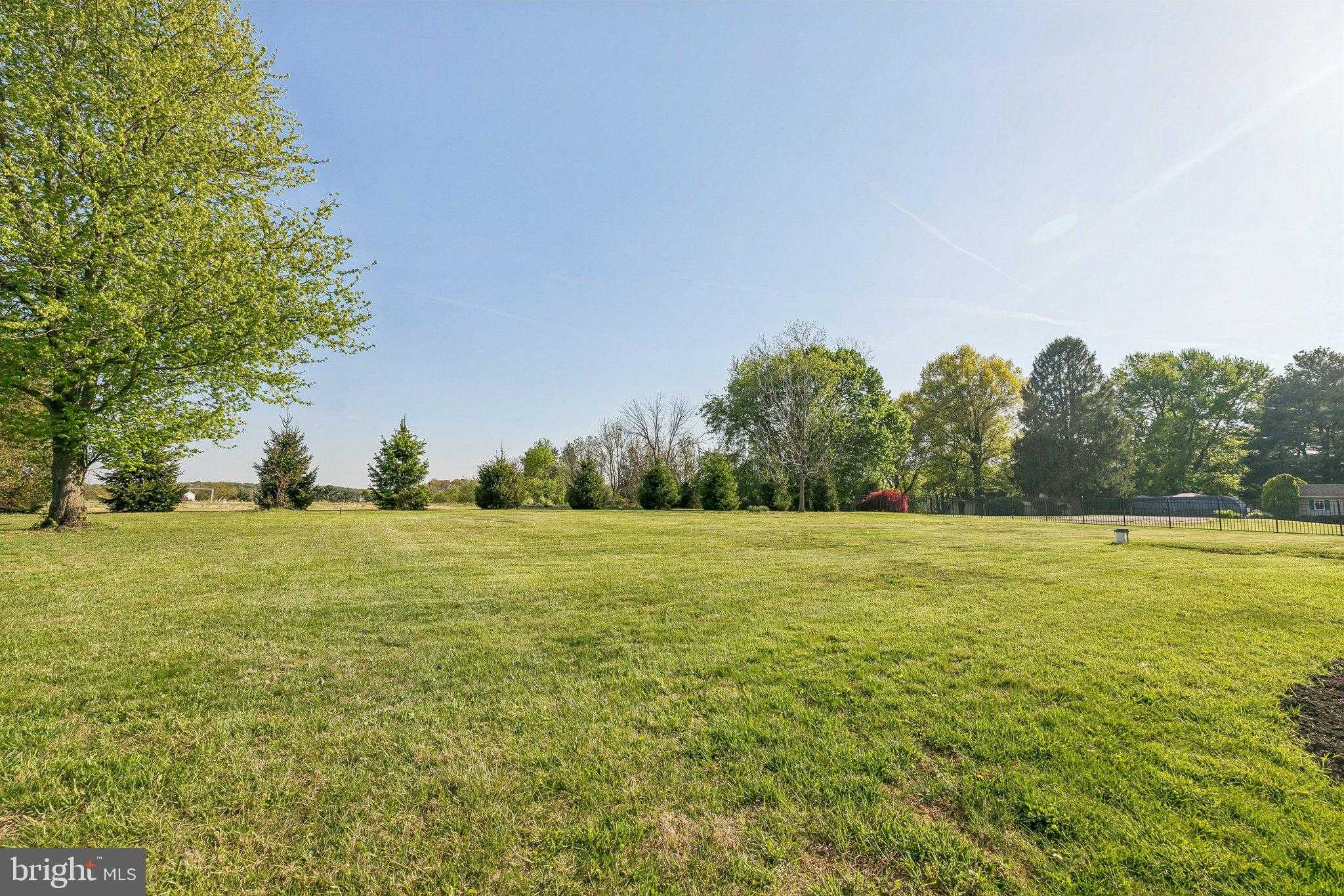 2720 W Chester Rd photo 29