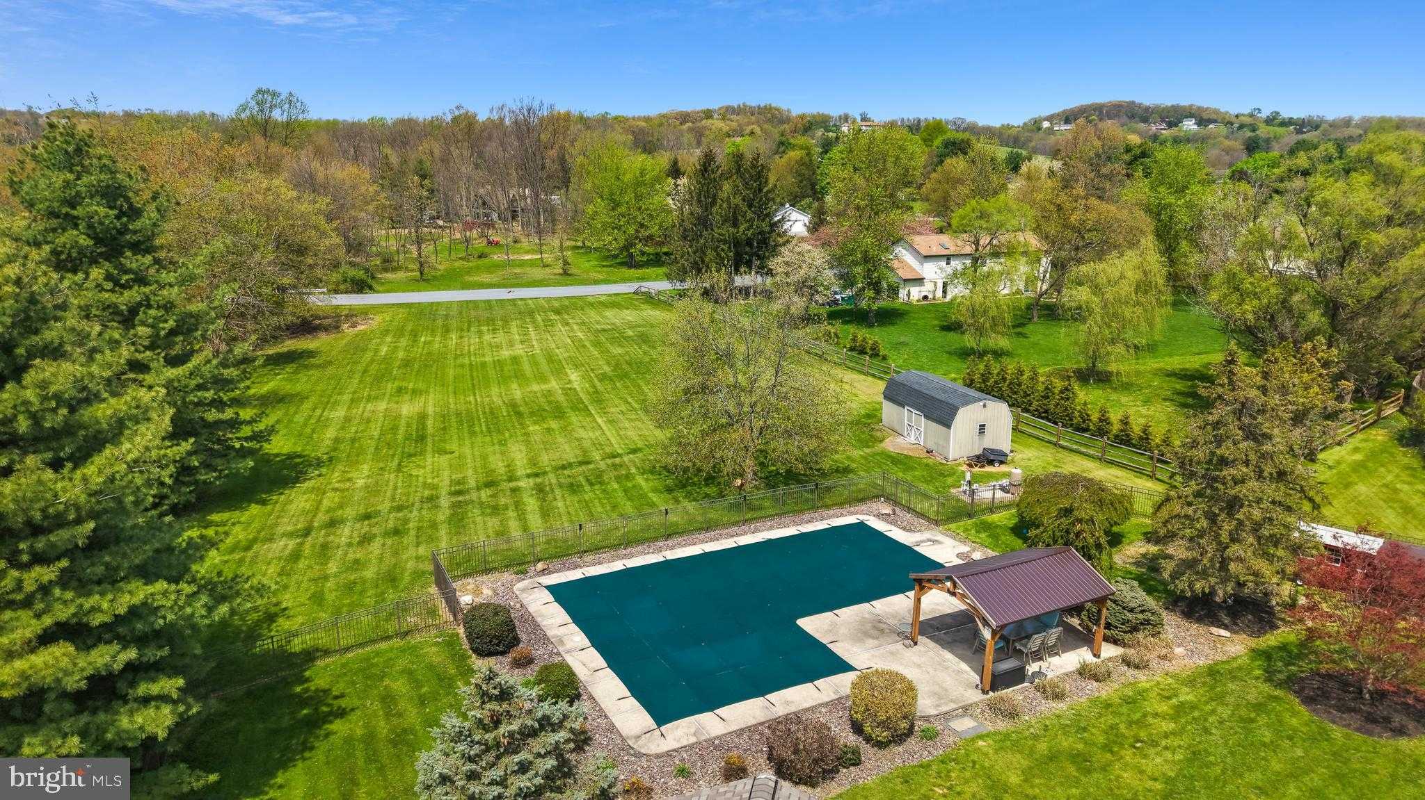 4263 Park Ave photo 5