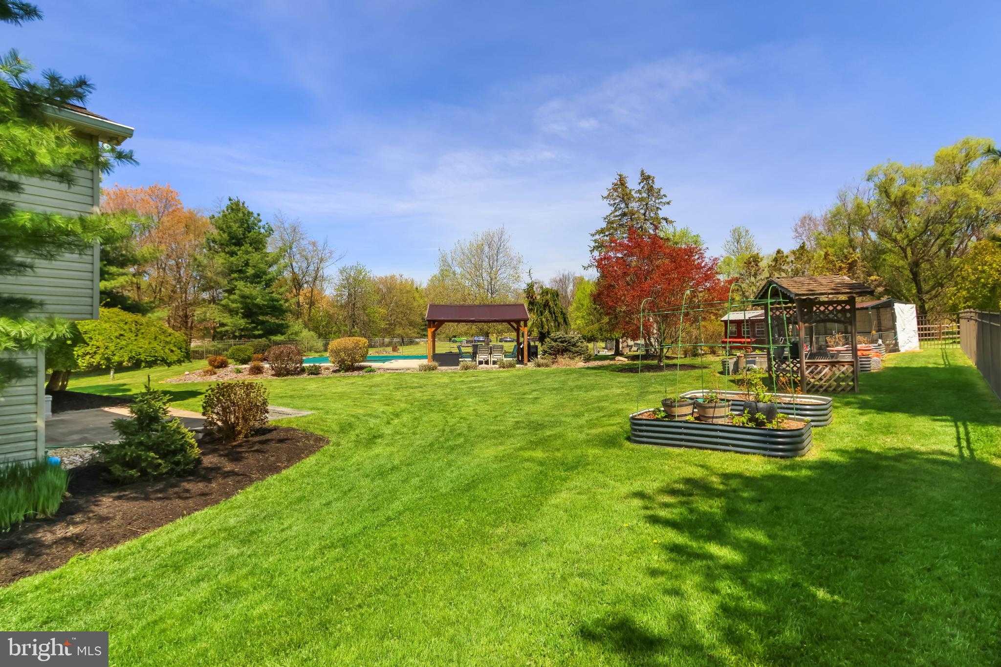 4263 Park Ave photo 51