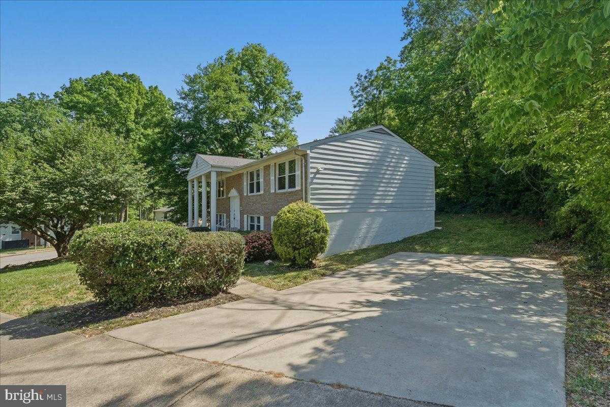 15700 Brandywine Rd photo 5