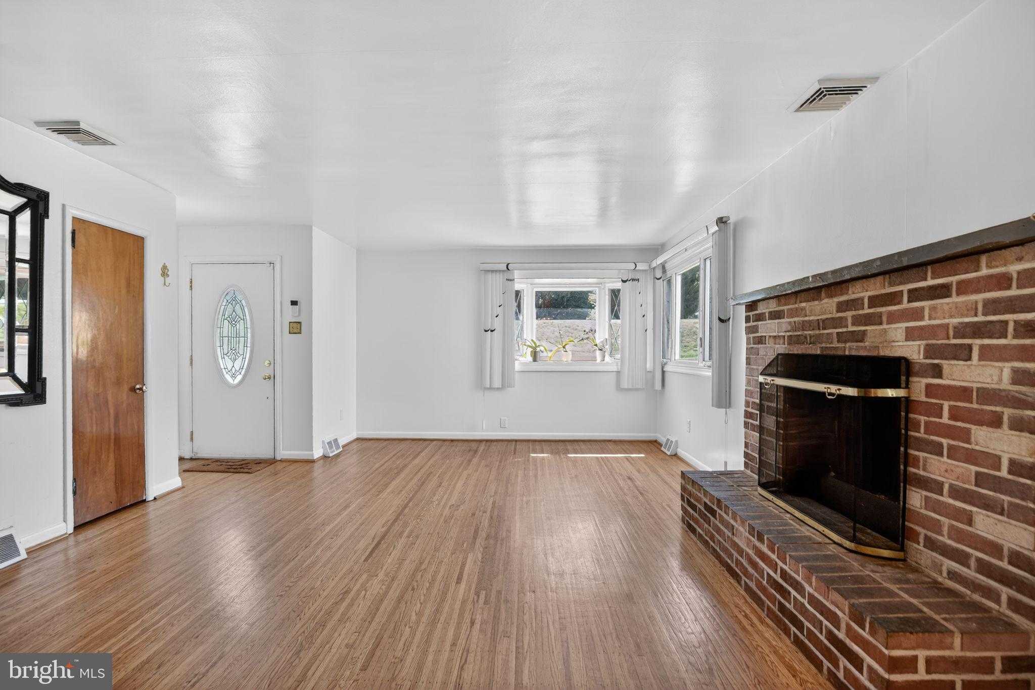 311 Limekiln Pike photo 2