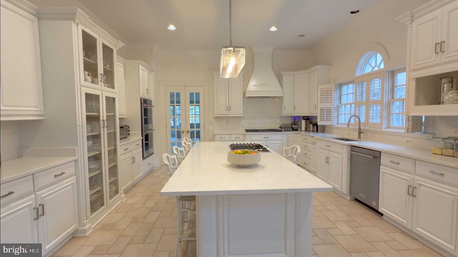 1289 Ballantrae Farm Dr photo 17