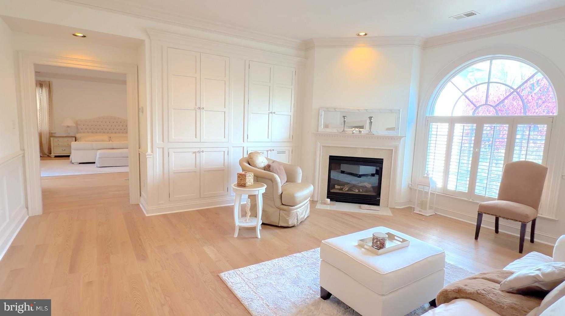 1289 Ballantrae Farm Dr photo 27