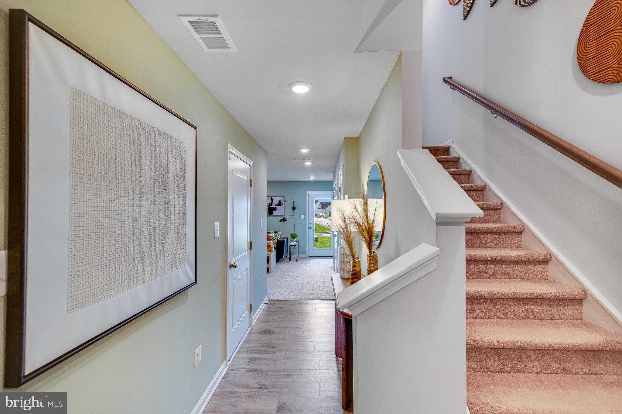 432 Seeback Dr photo 6