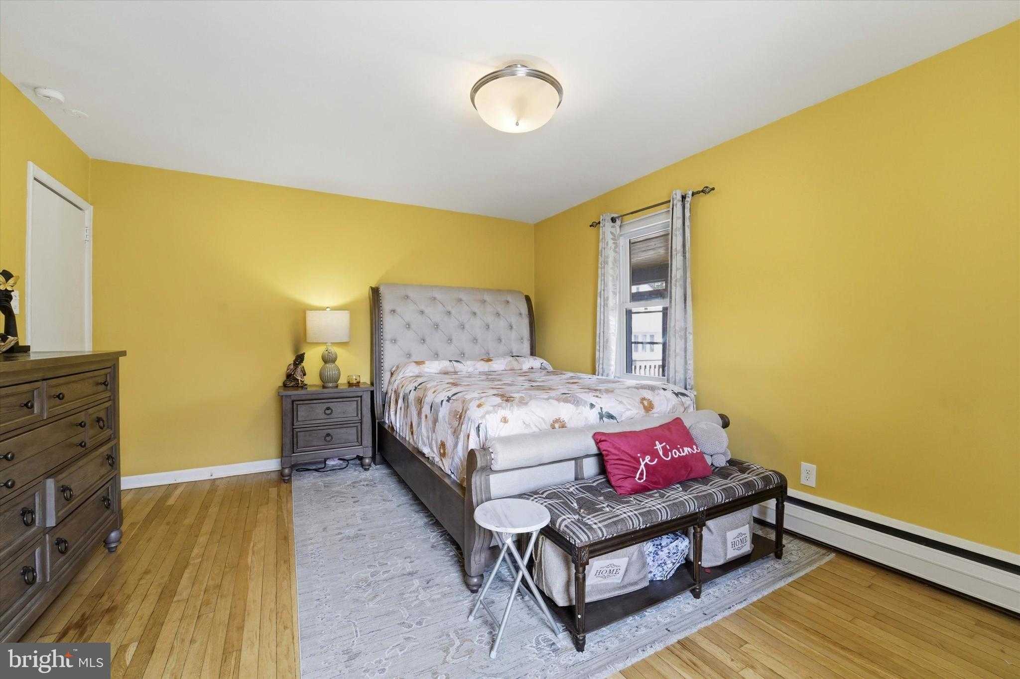 711 Poplar St photo 10