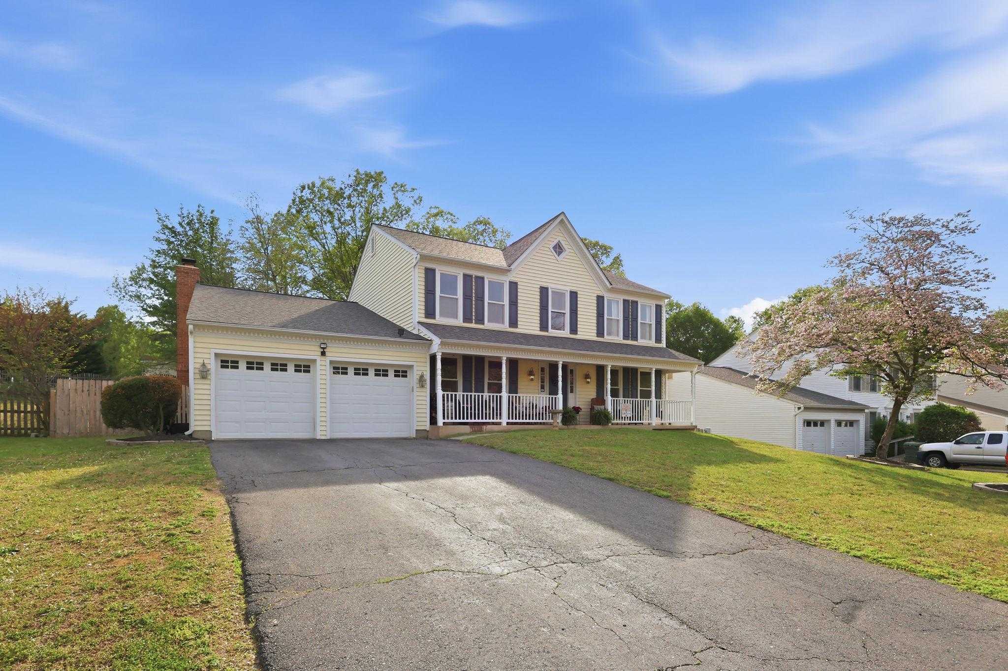 16 Summerwood Dr photo 3