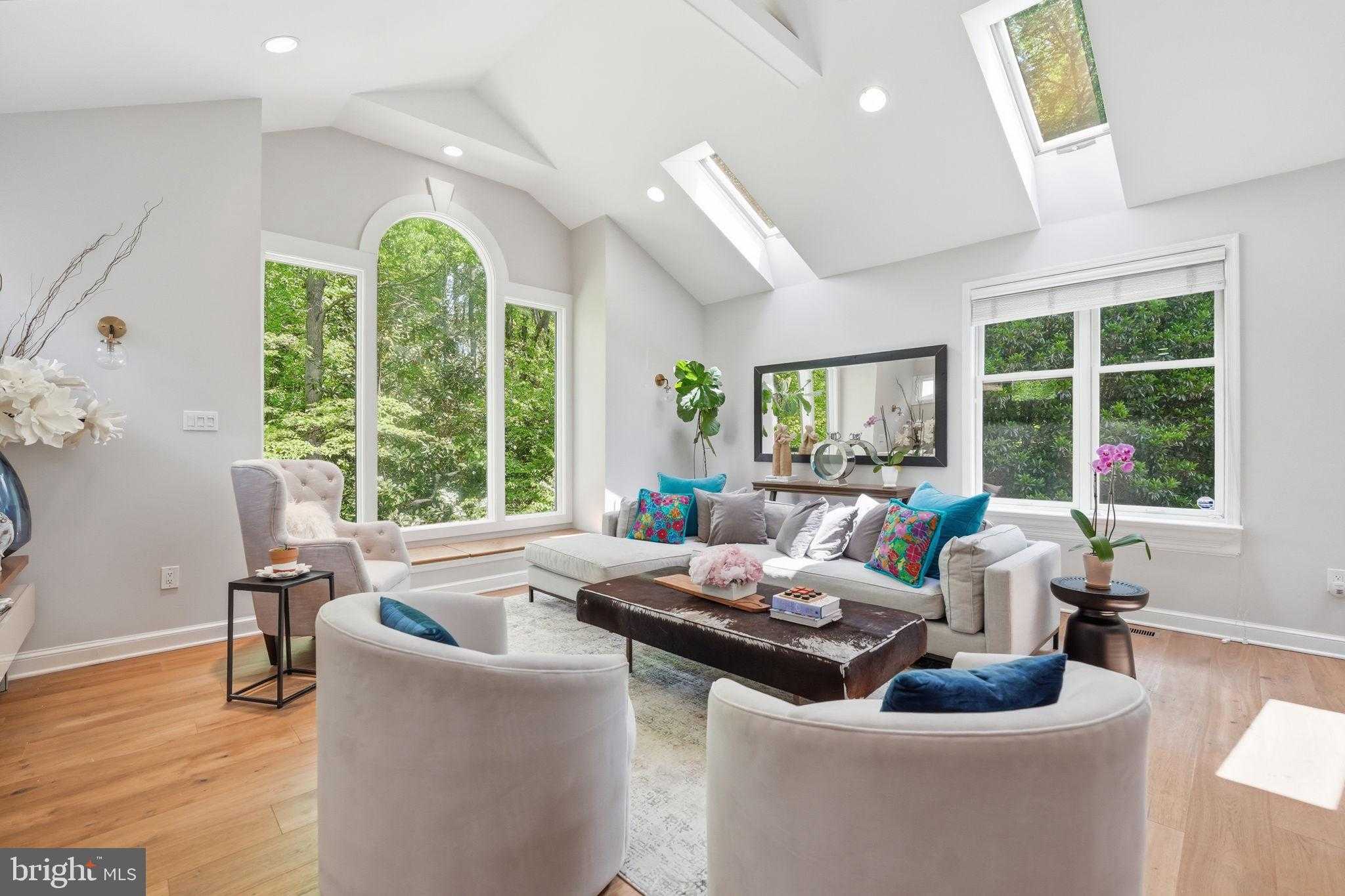 969 Spencer Rd photo 9