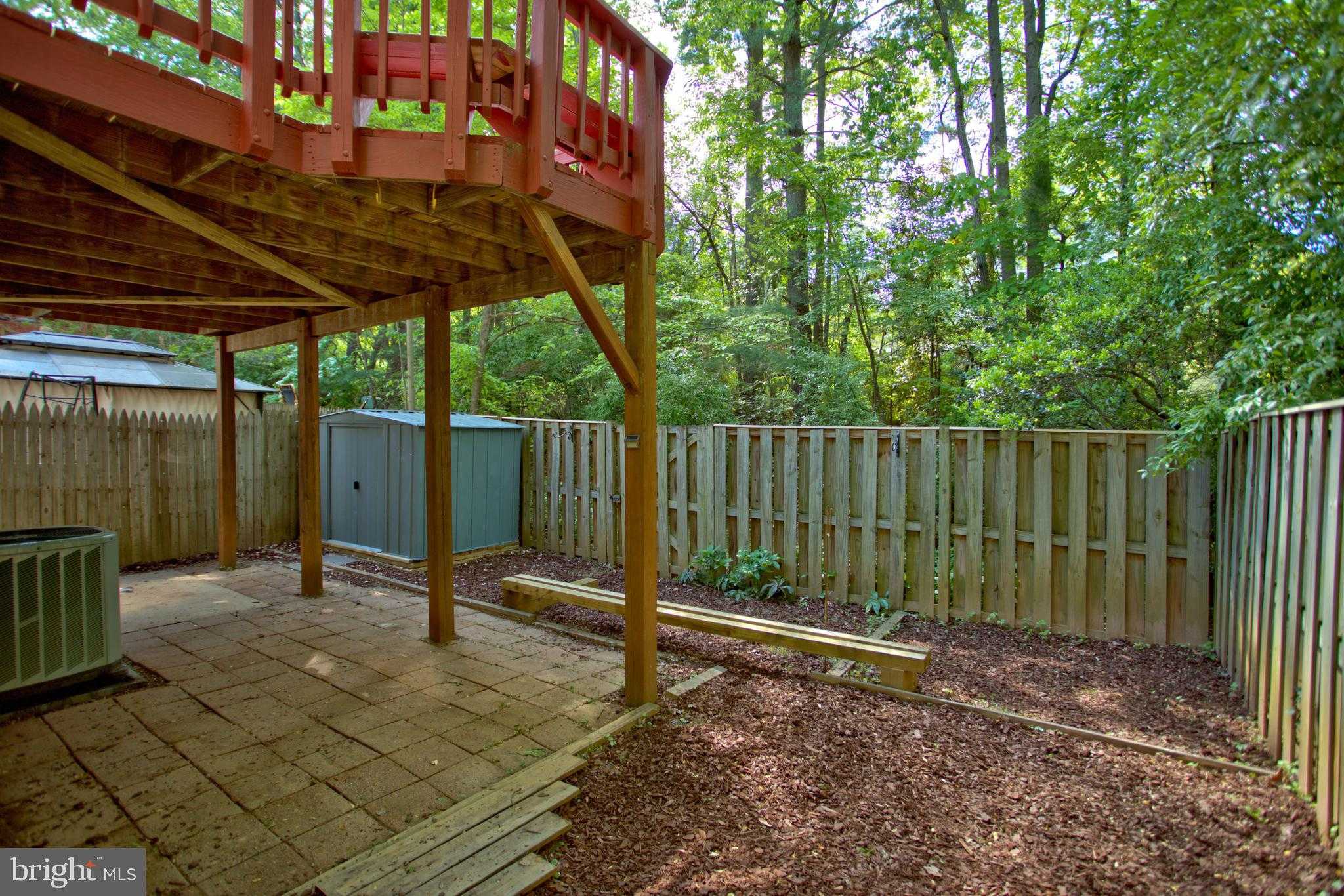 10041 Chestnut Wood Ln photo 2