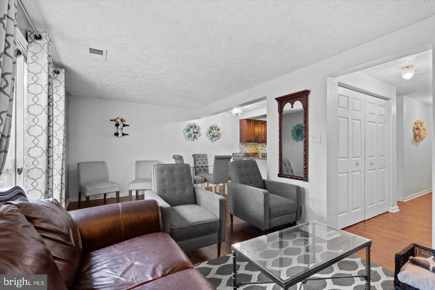 133 Kettering Dr photo 7