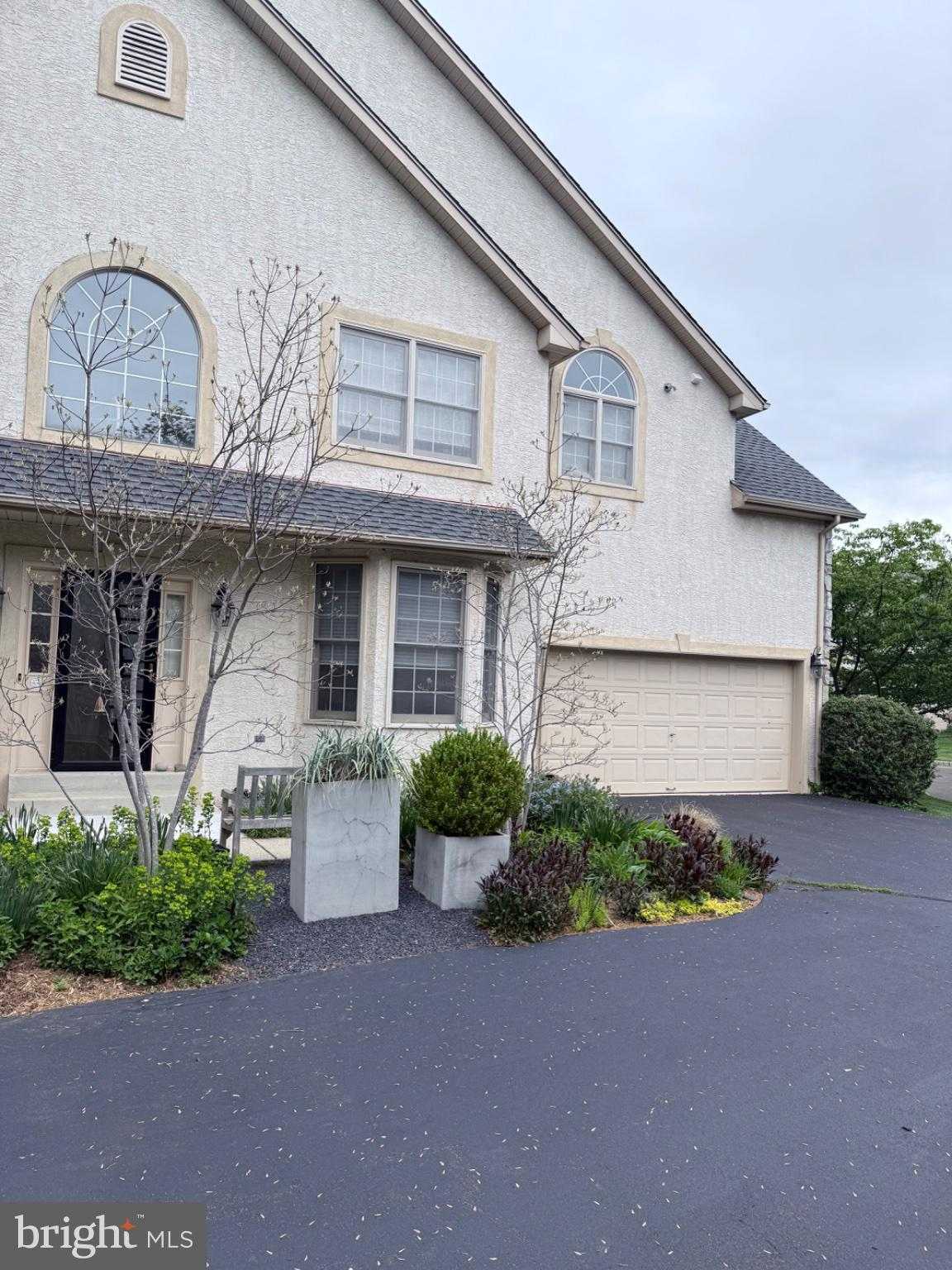 1241 Carnigan CT photo 1