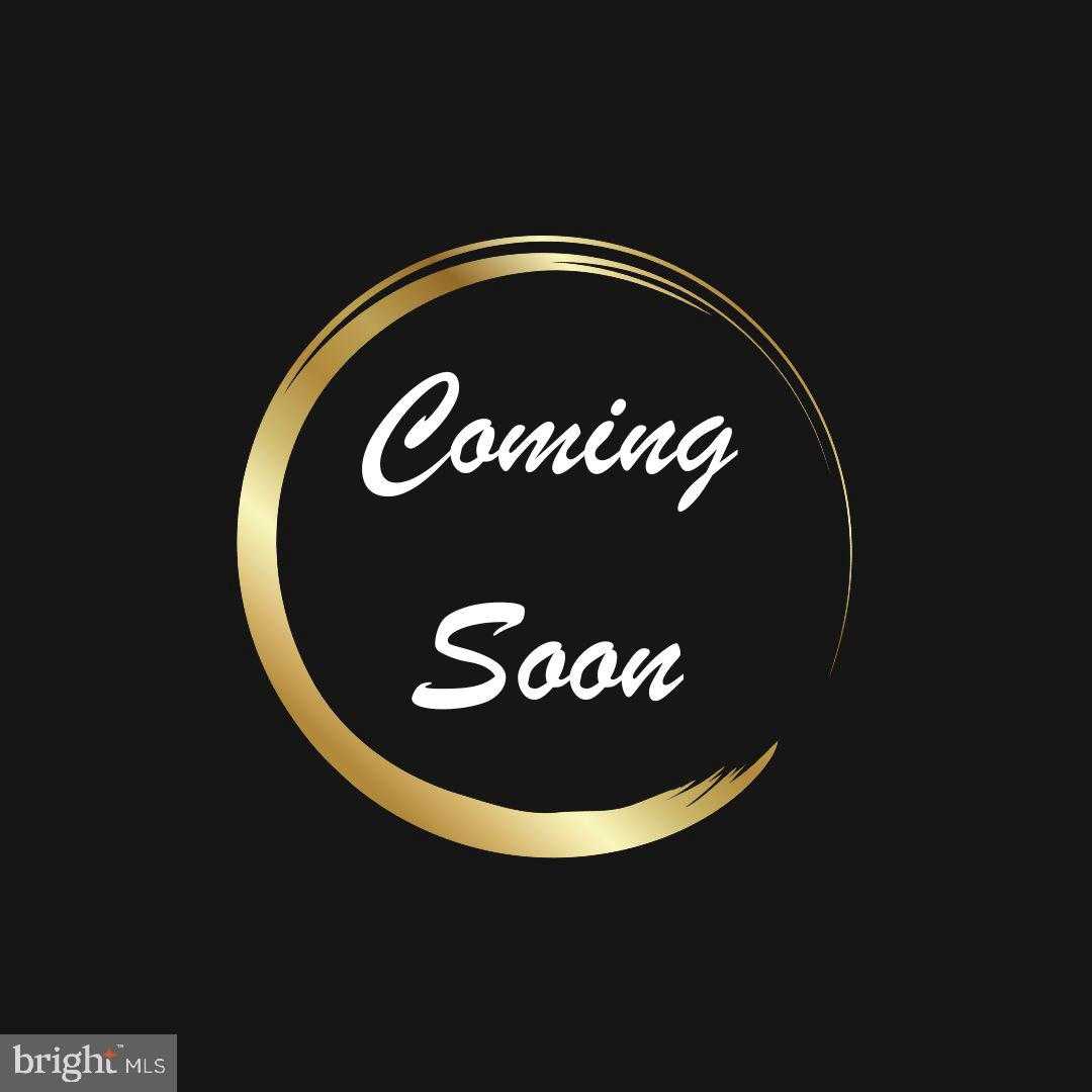 1146 Gypsy Ln E # E photo 1