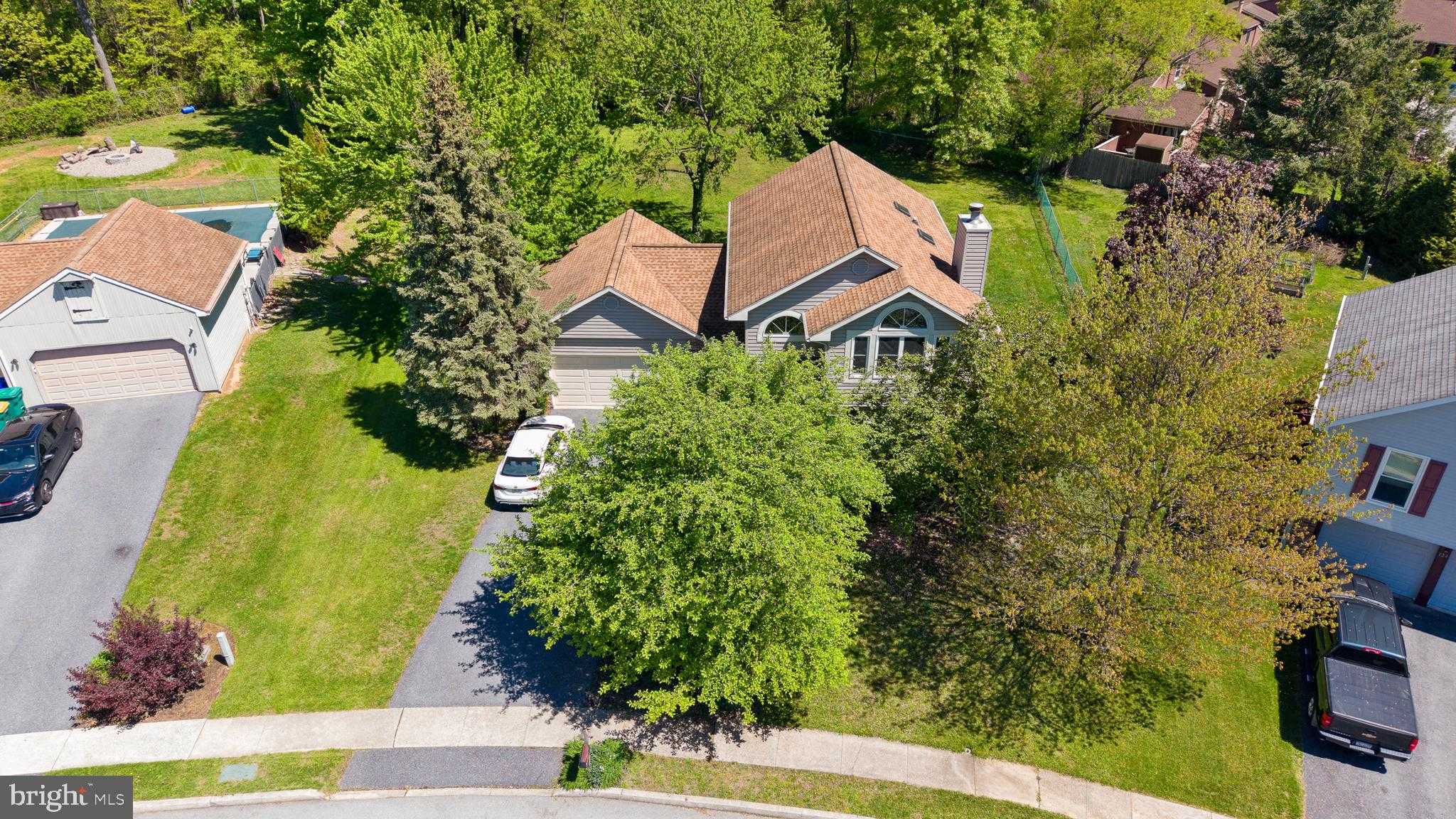 126 Mountain View Dr photo 3