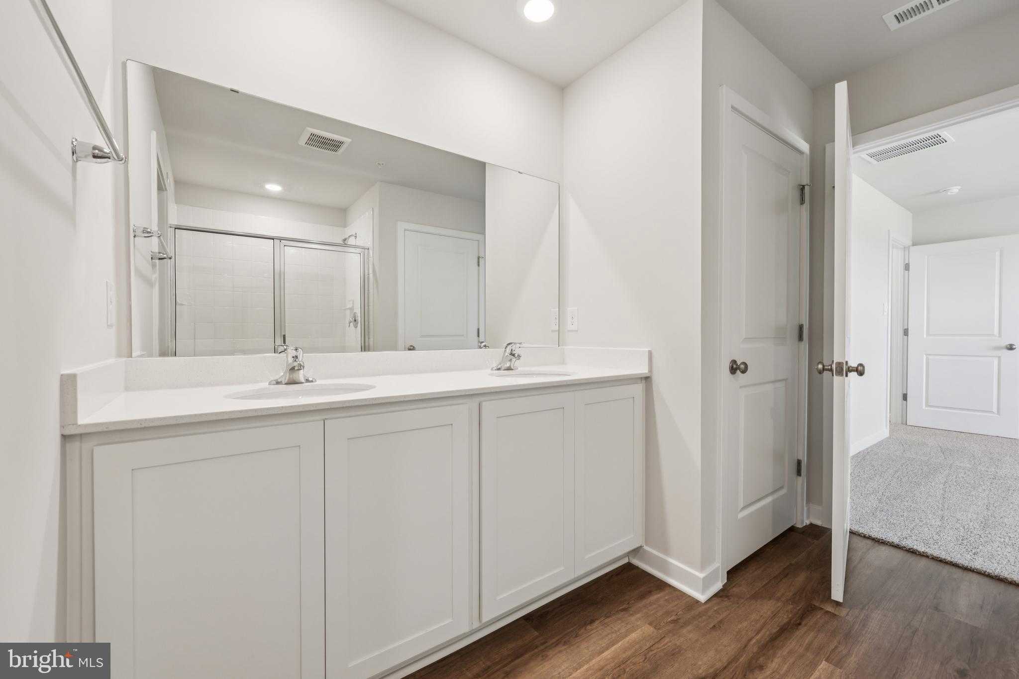 265 Long Branch Ln photo 18