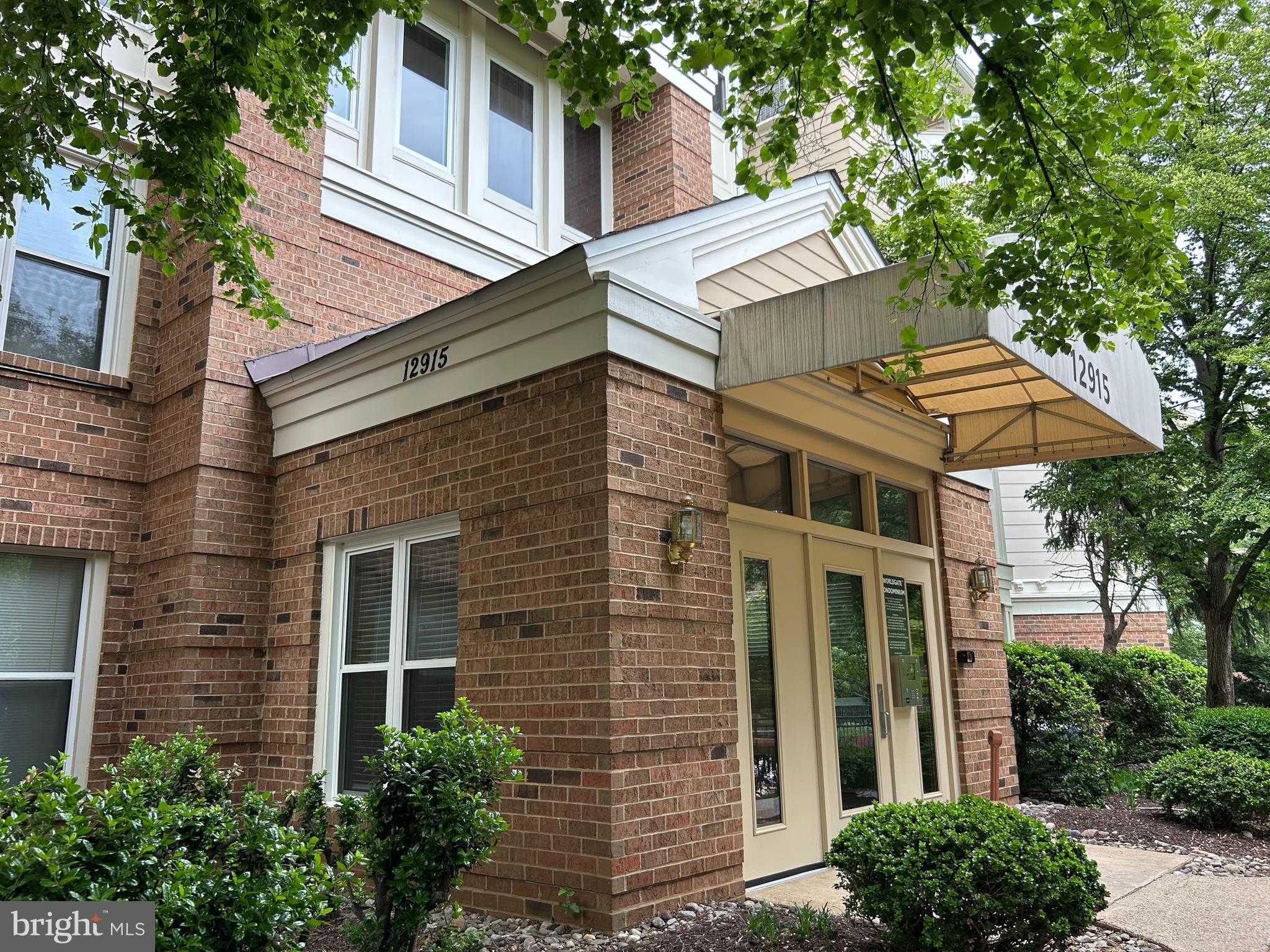 12915 Alton Sq Apt 216 photo 1