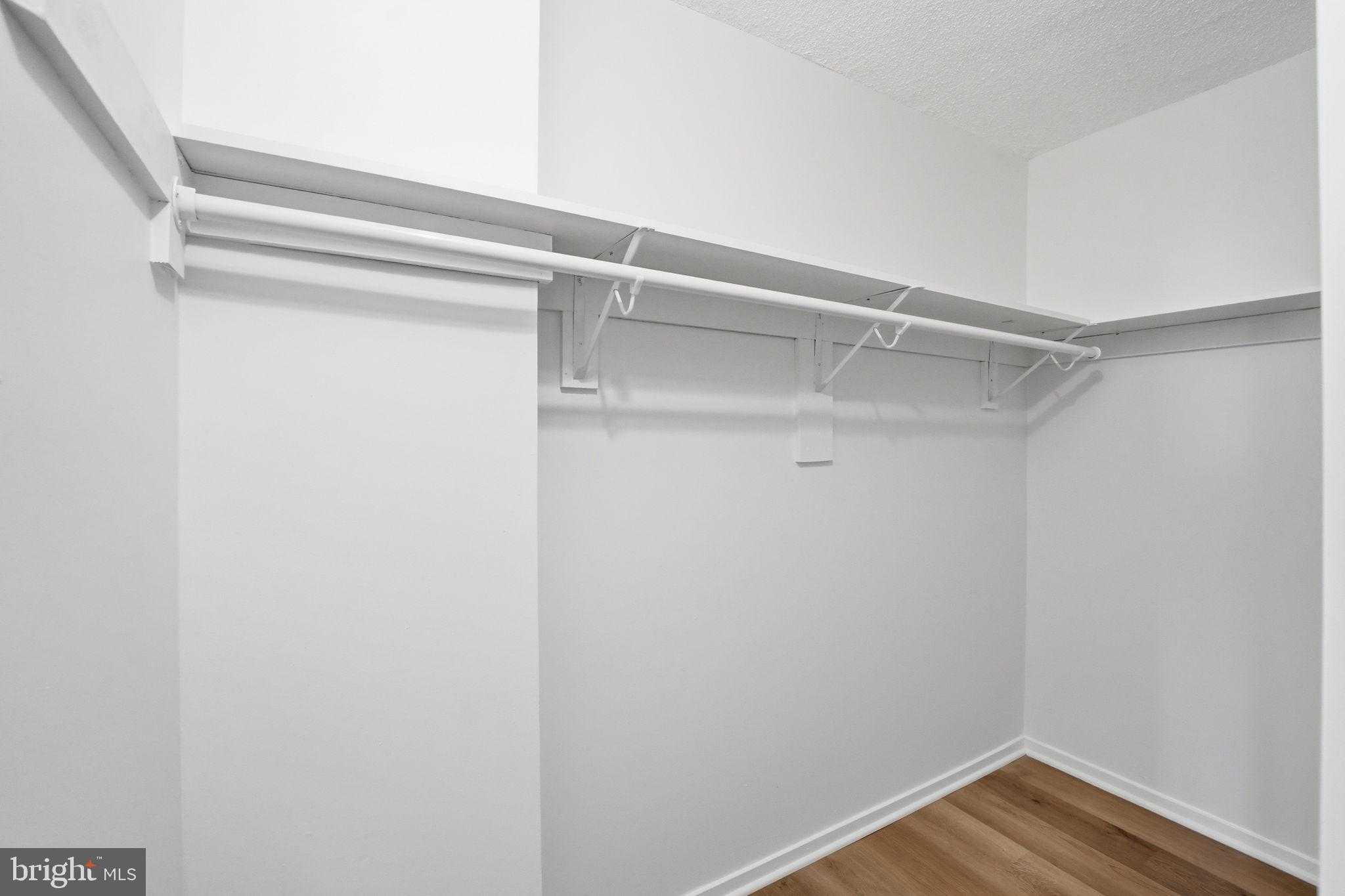 2311 Pimmit Dr Apt 1019 photo 14