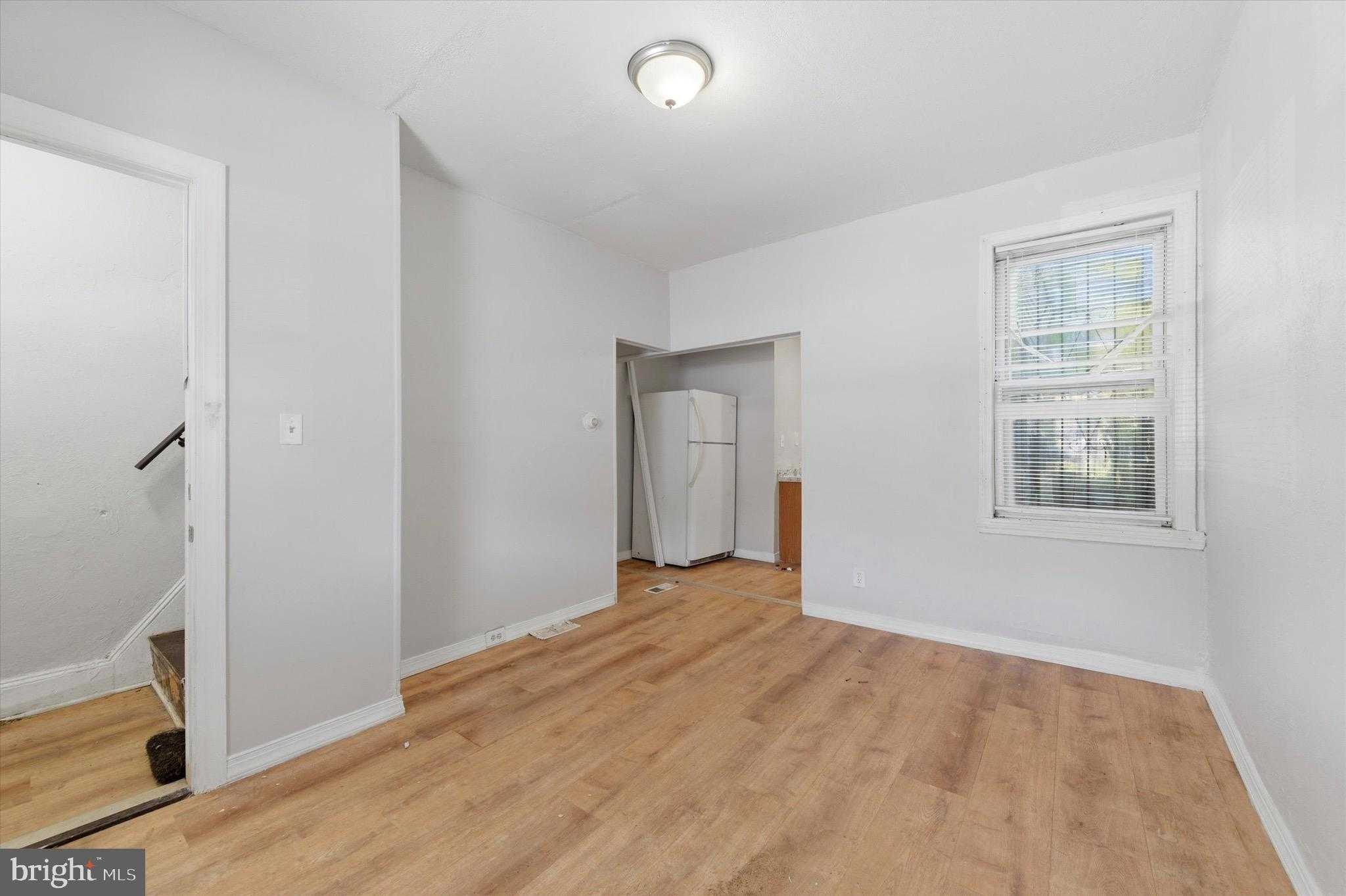 336 N Gross St photo 6