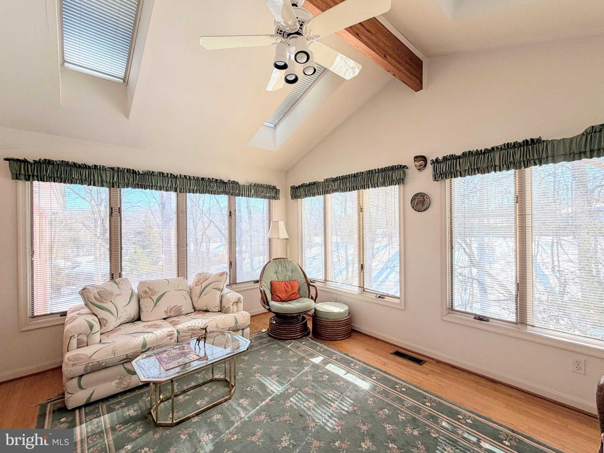 9921 Woodrow St photo 5