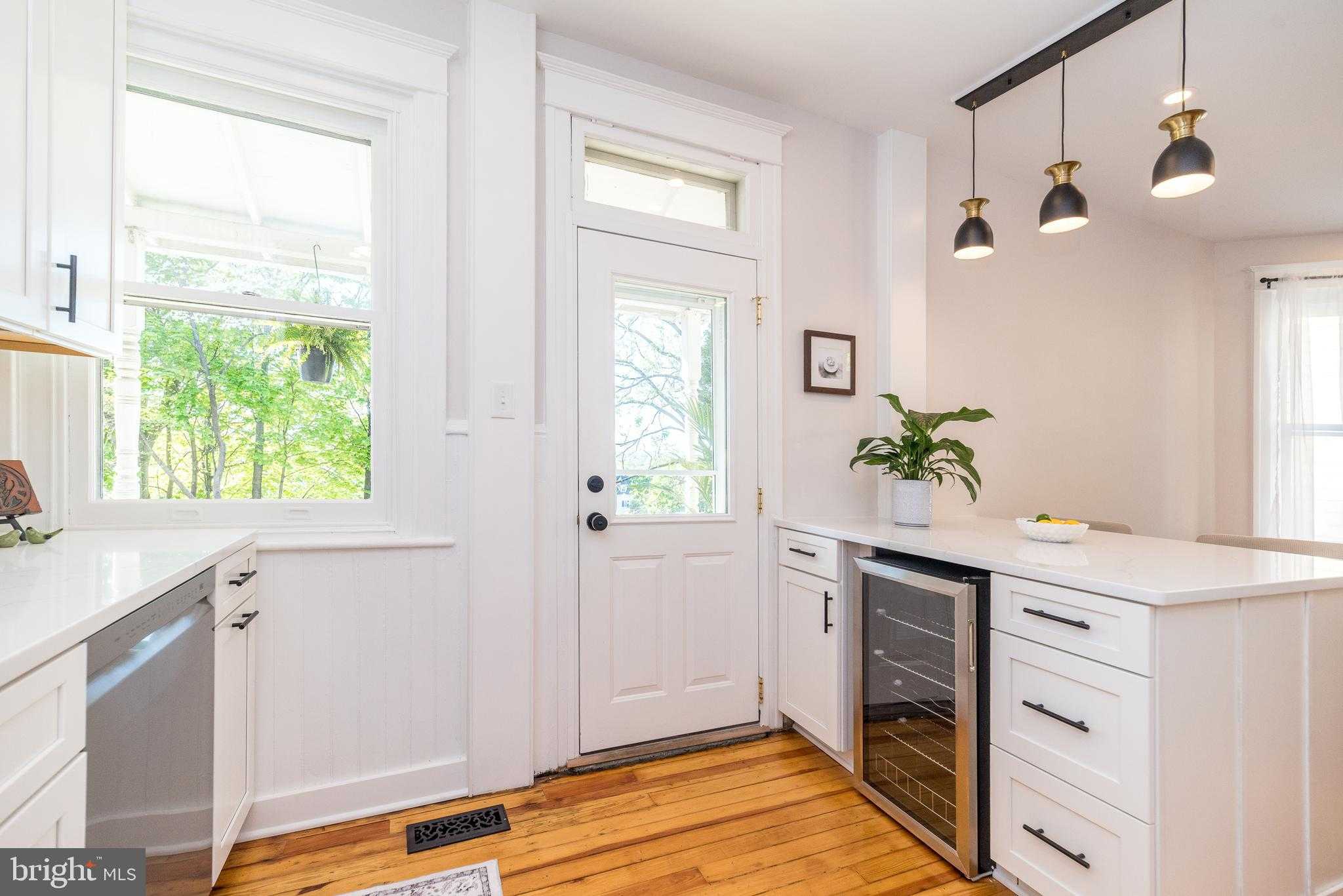 145 Mechanics St photo 13