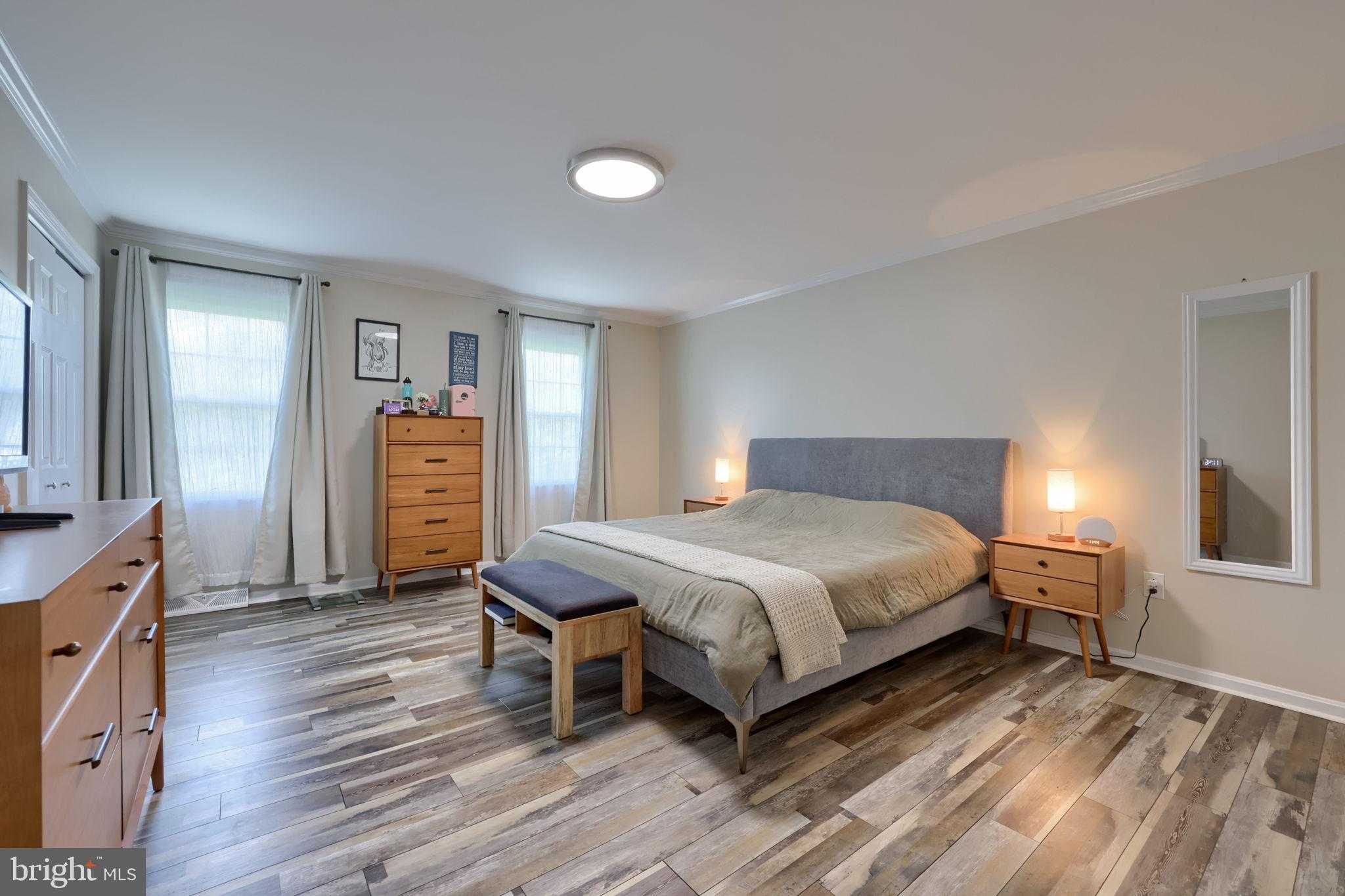 483 Woodcrest Dr photo 44